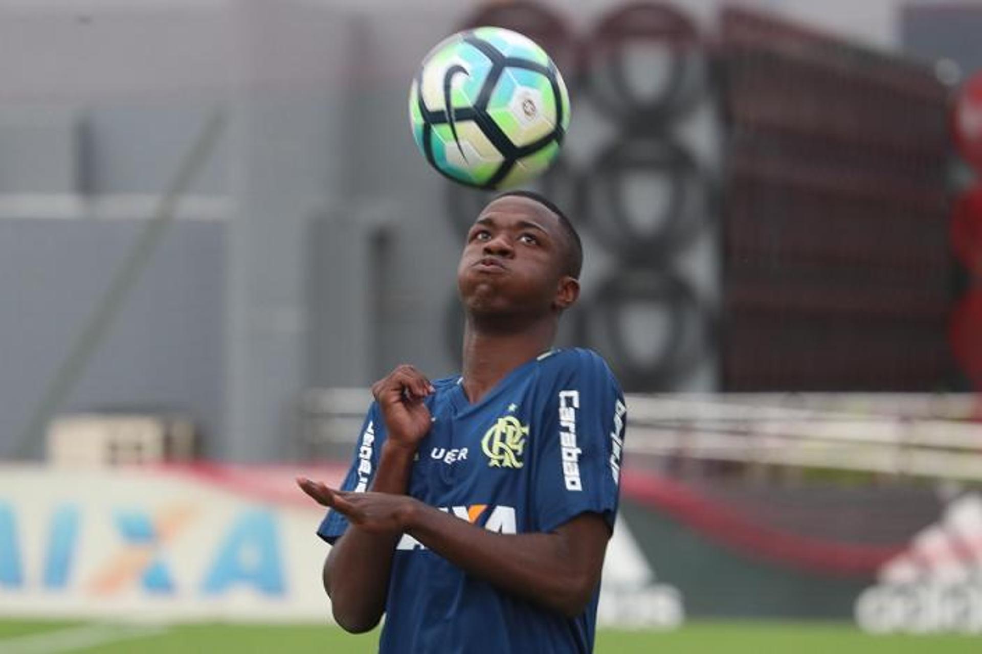 Vinícius Júnior em seu primeiro dia de treino no Flamengo (Gilvan de Souza / Flamengo)