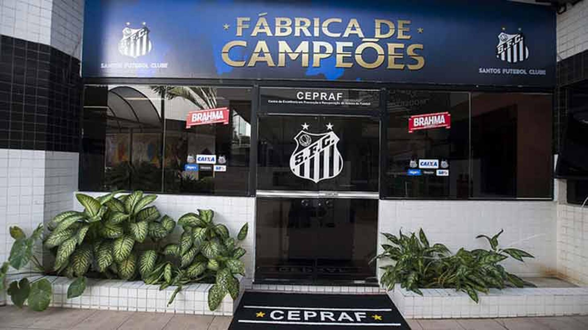 Santos inaugura nova academia