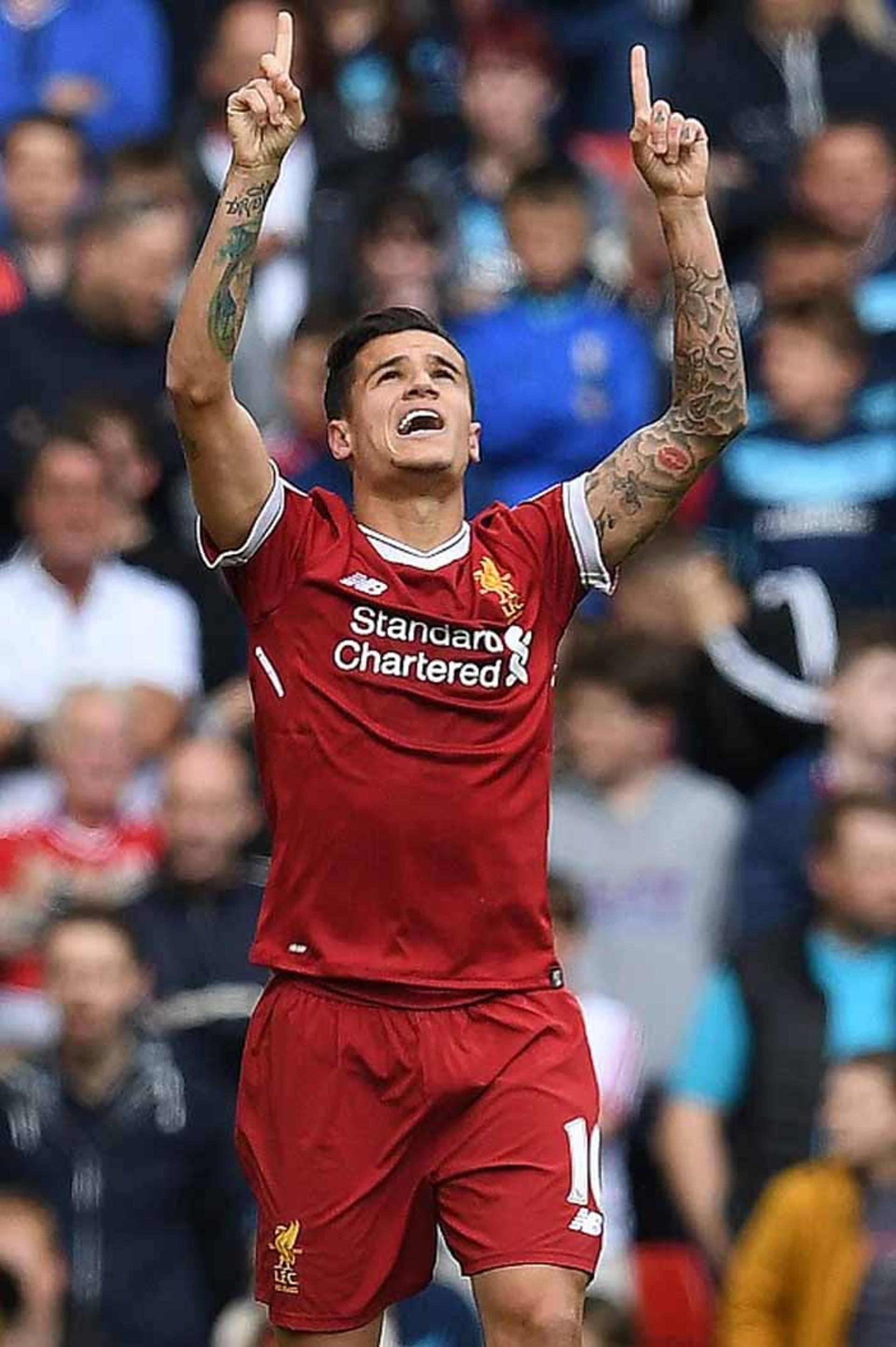 70º) Com a mesma pontuação e o mesmo número de gols de Neymar vem Philippe Coutinho, do Liverpool