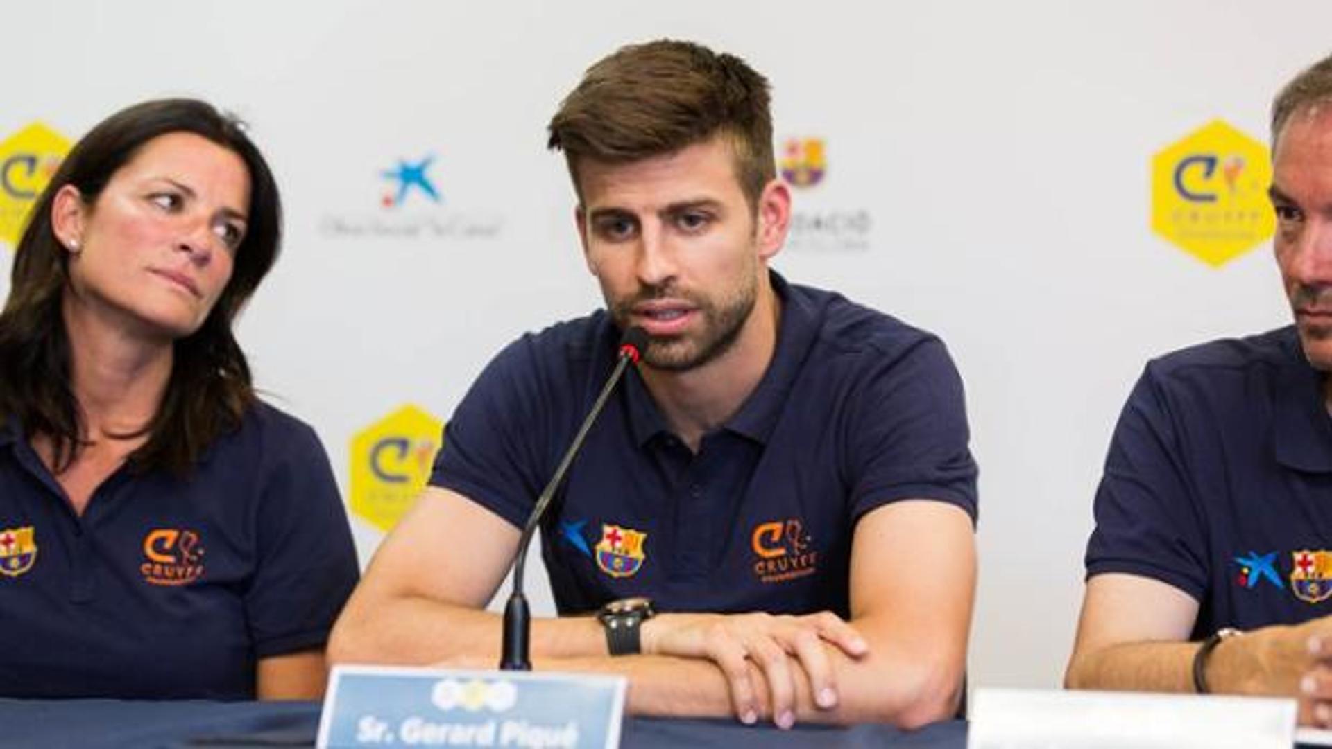 Piqué na inauguração da Cruyff Court