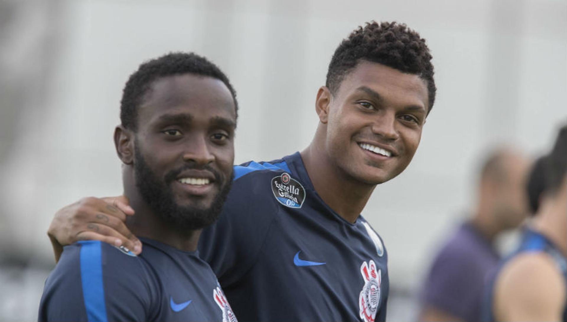 Mendoza e Bruno Paulo, atacantes do Corinthians