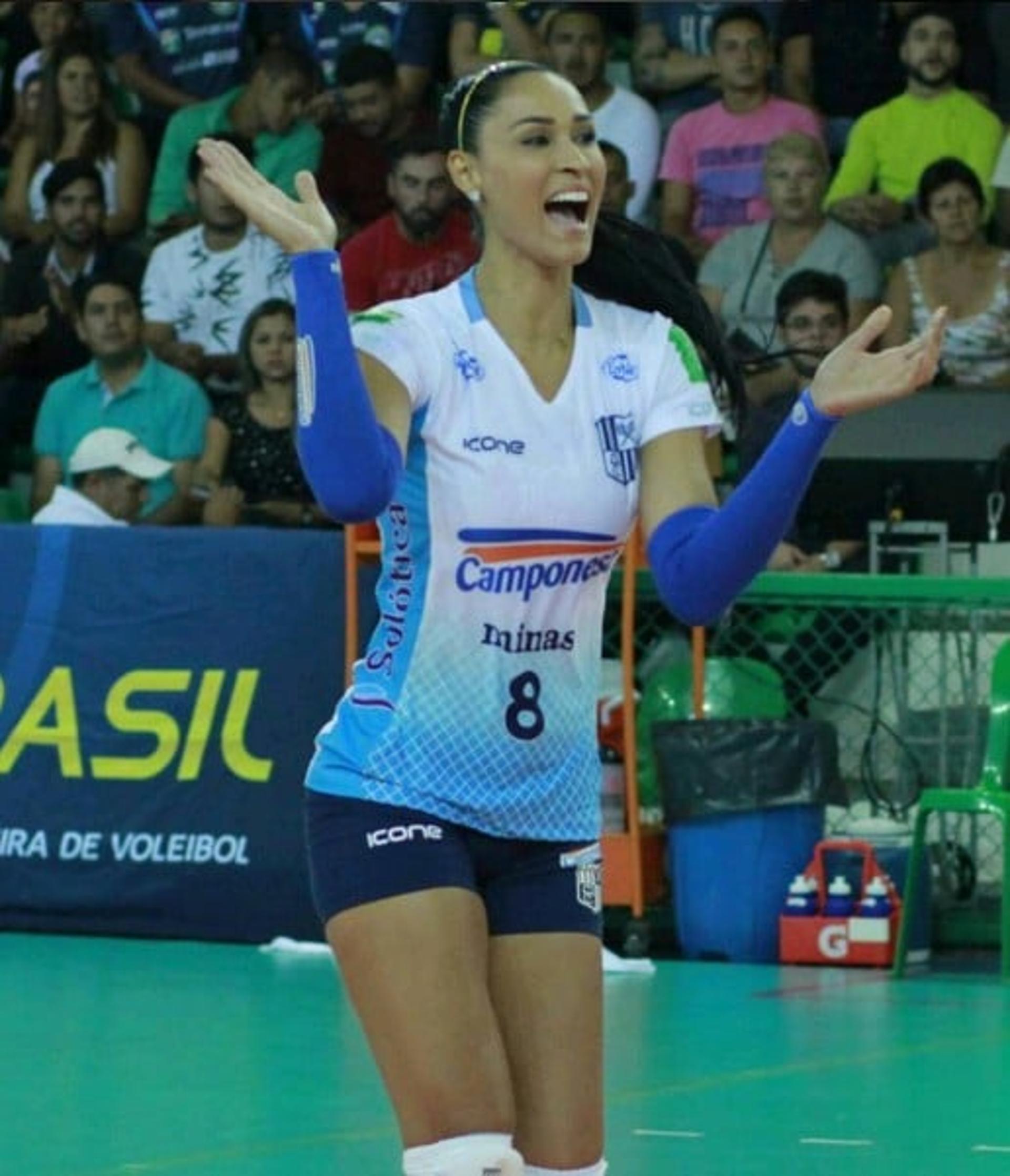 Jaqueline Carvalho