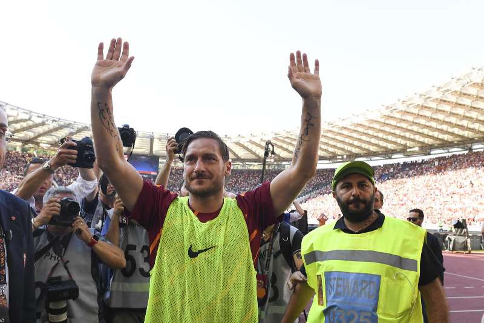 Totti se despede do futebol