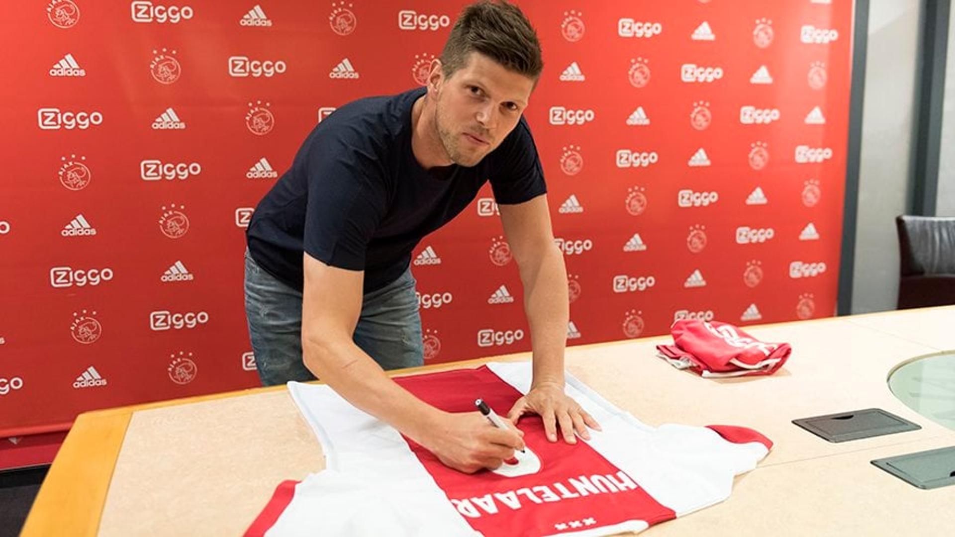 Huntelaar volta ao Ajax