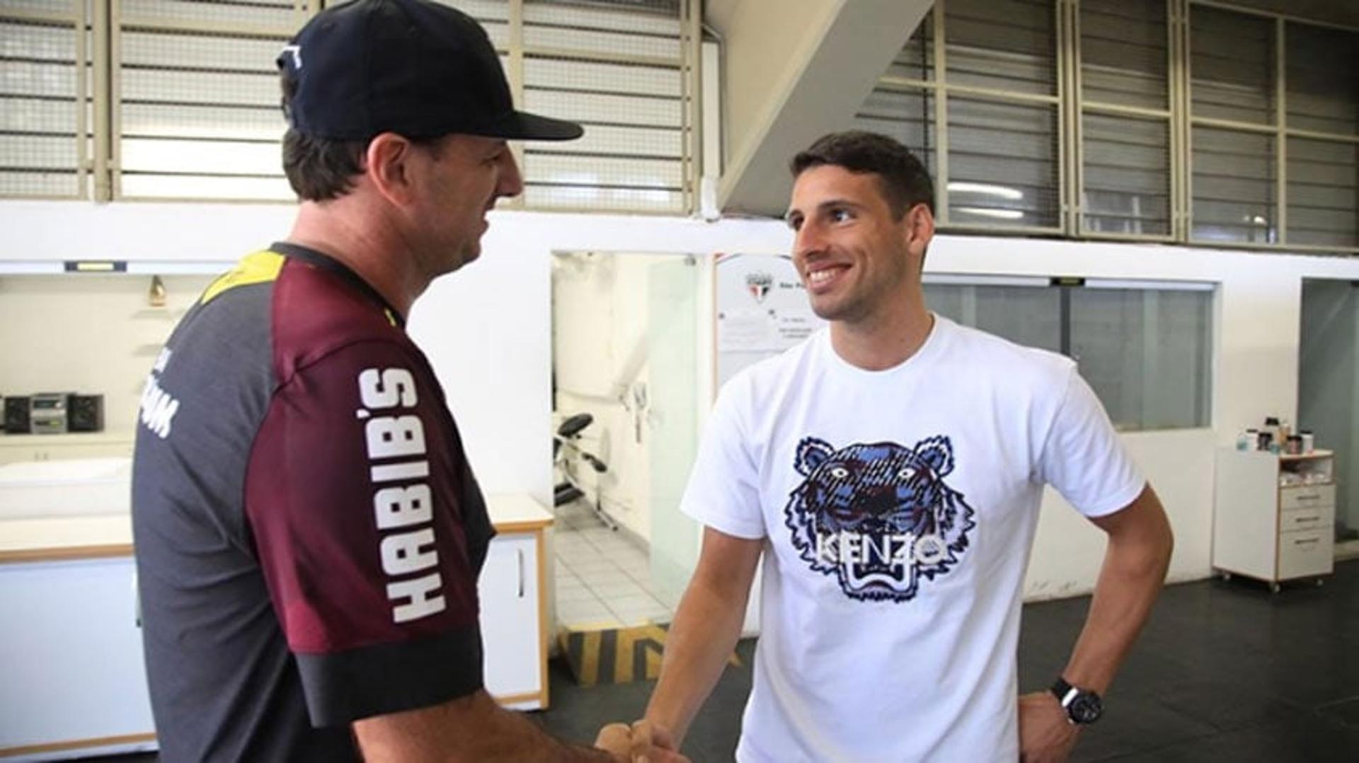 Calleri visitou o São Paulo