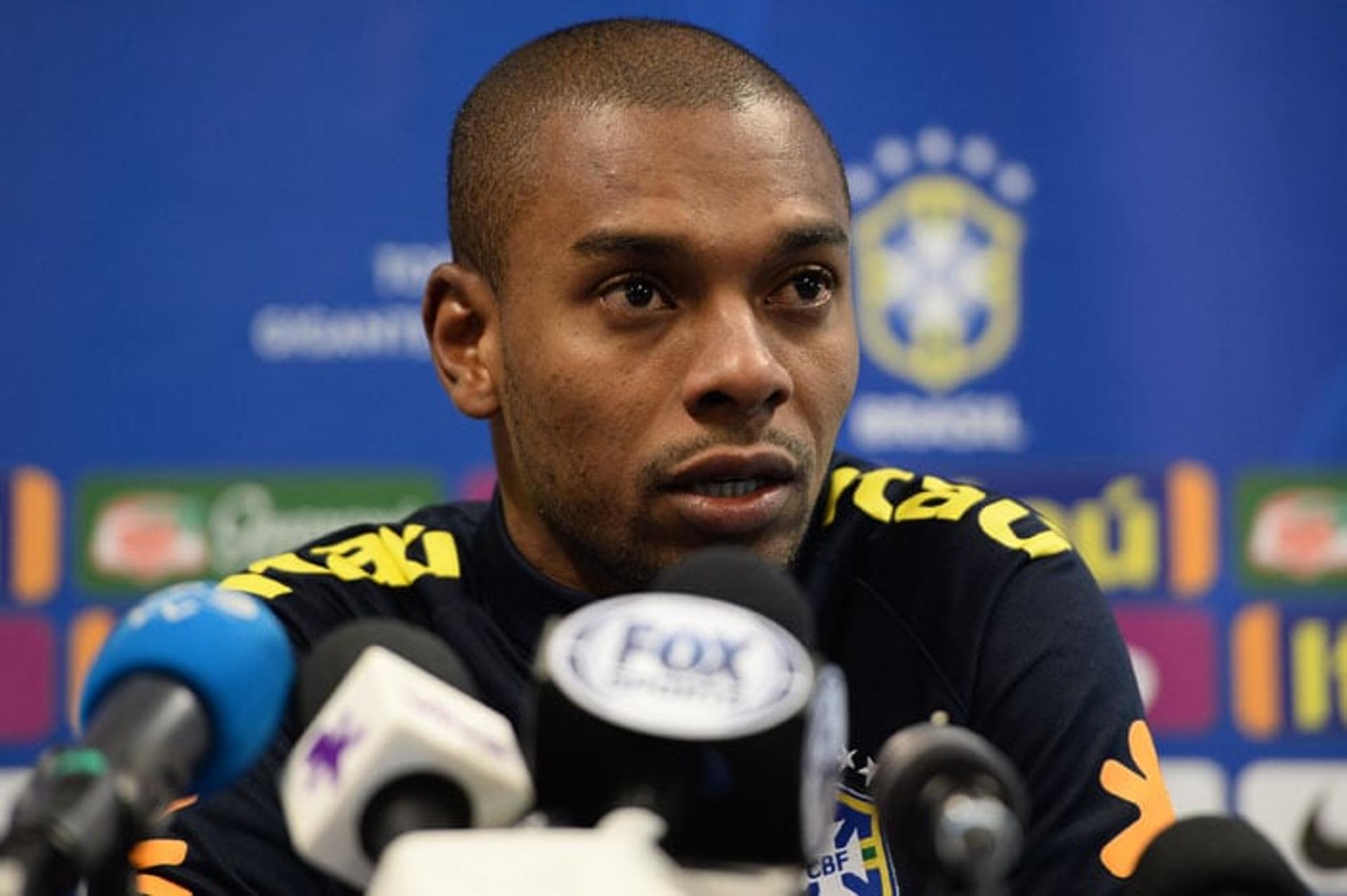 Fernandinho - Seleção Brasileira