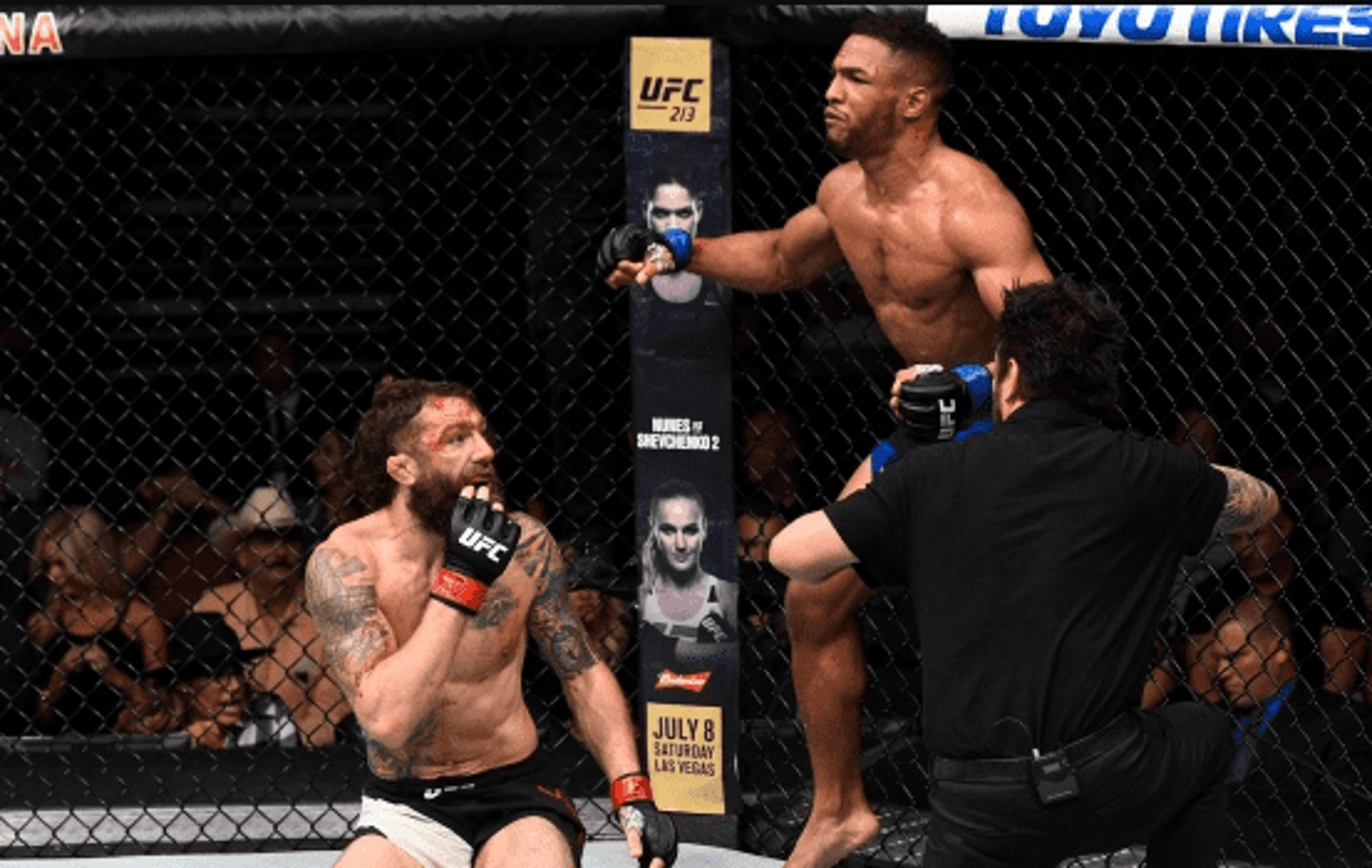 Kevin Lee comemora vitória, enquanto Michael Chiesa questiona decisão de Yamasaki no UFC Fight Night