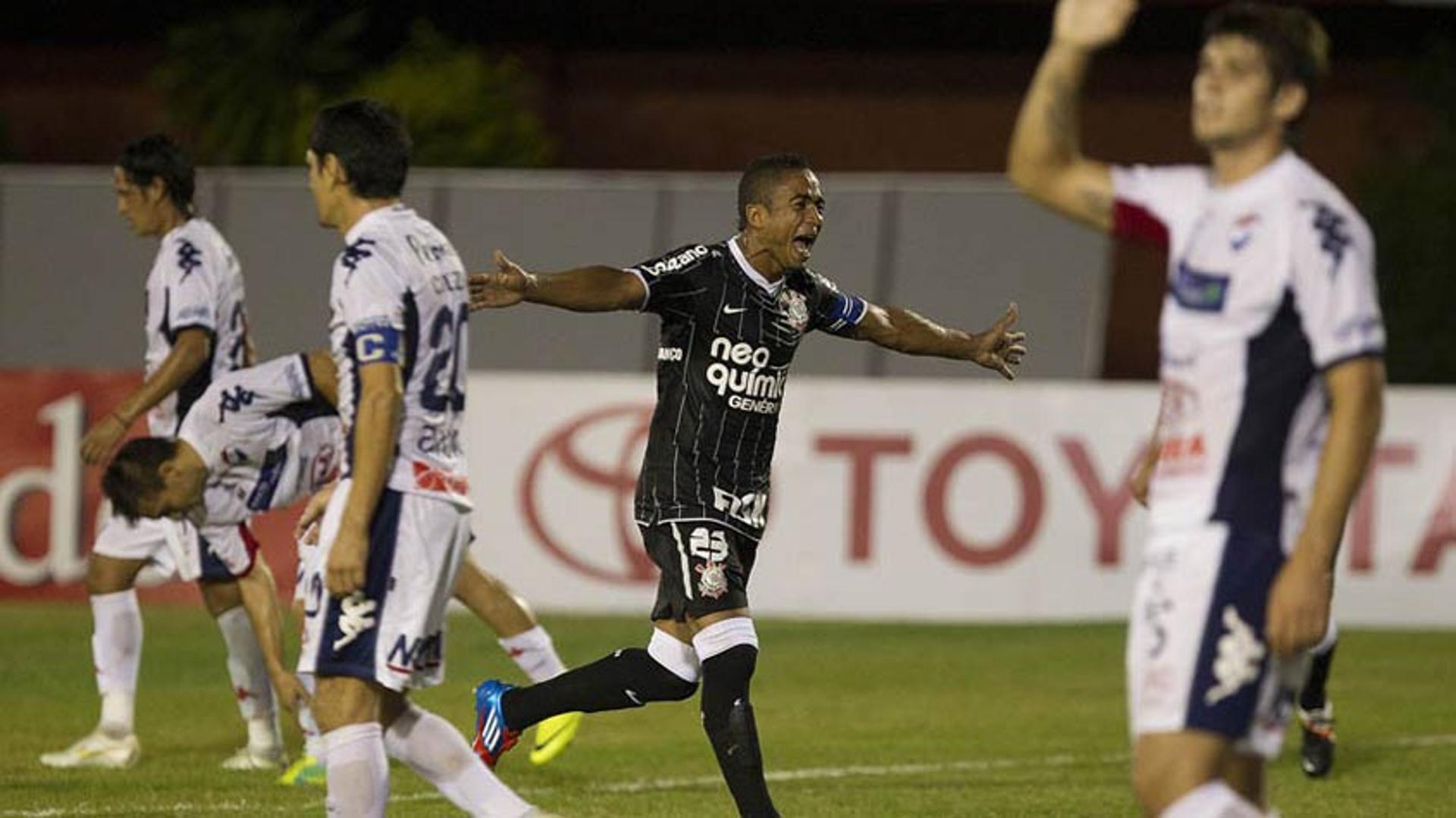 Nacional x Corinthians - 2012