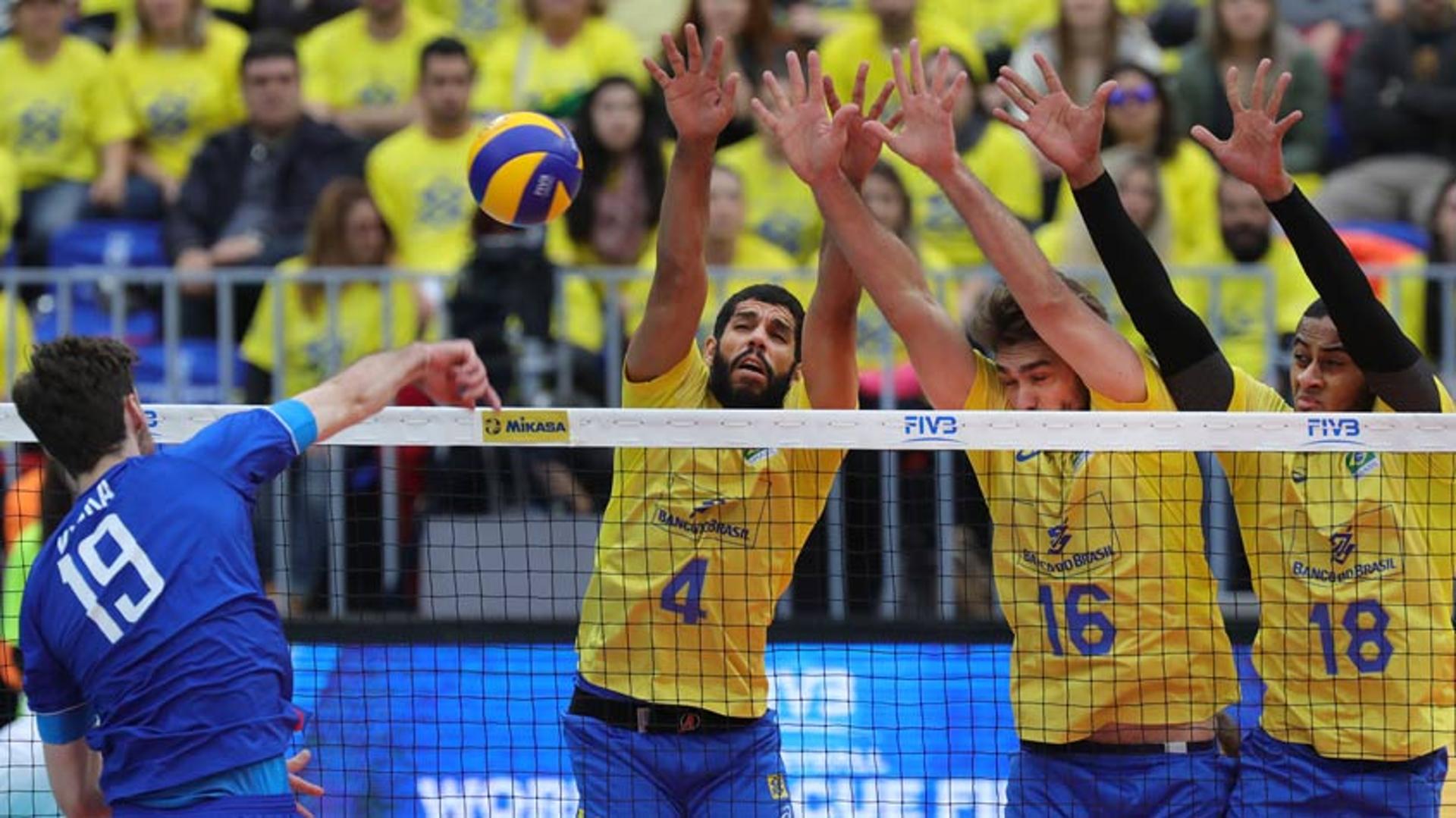 Liga Mundial de Vôlei - Brasil x Rússia