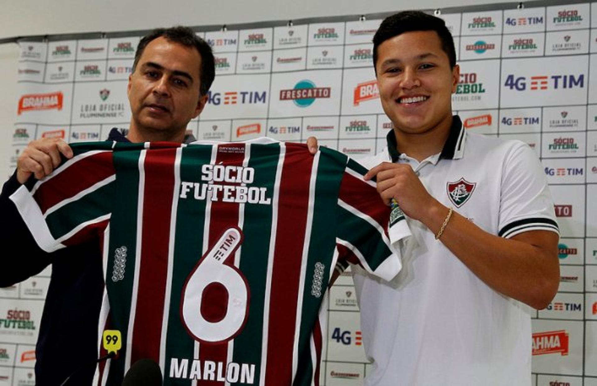 Marlon vestiu a camisa 6 do Fluminense