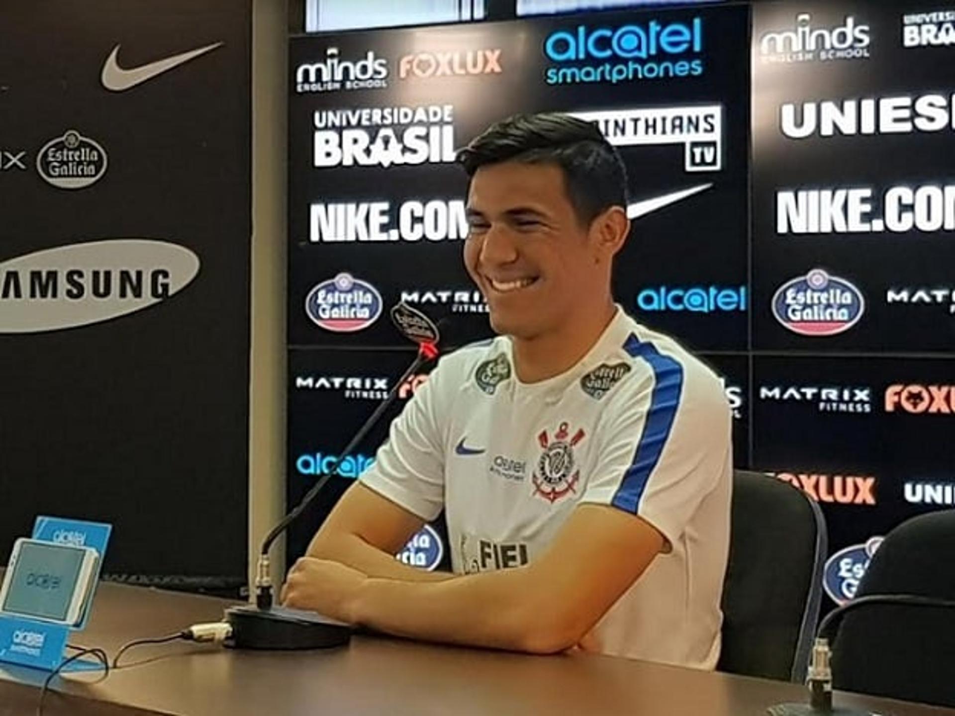 Balbuena concedeu entrevista coletiva nesta segunda