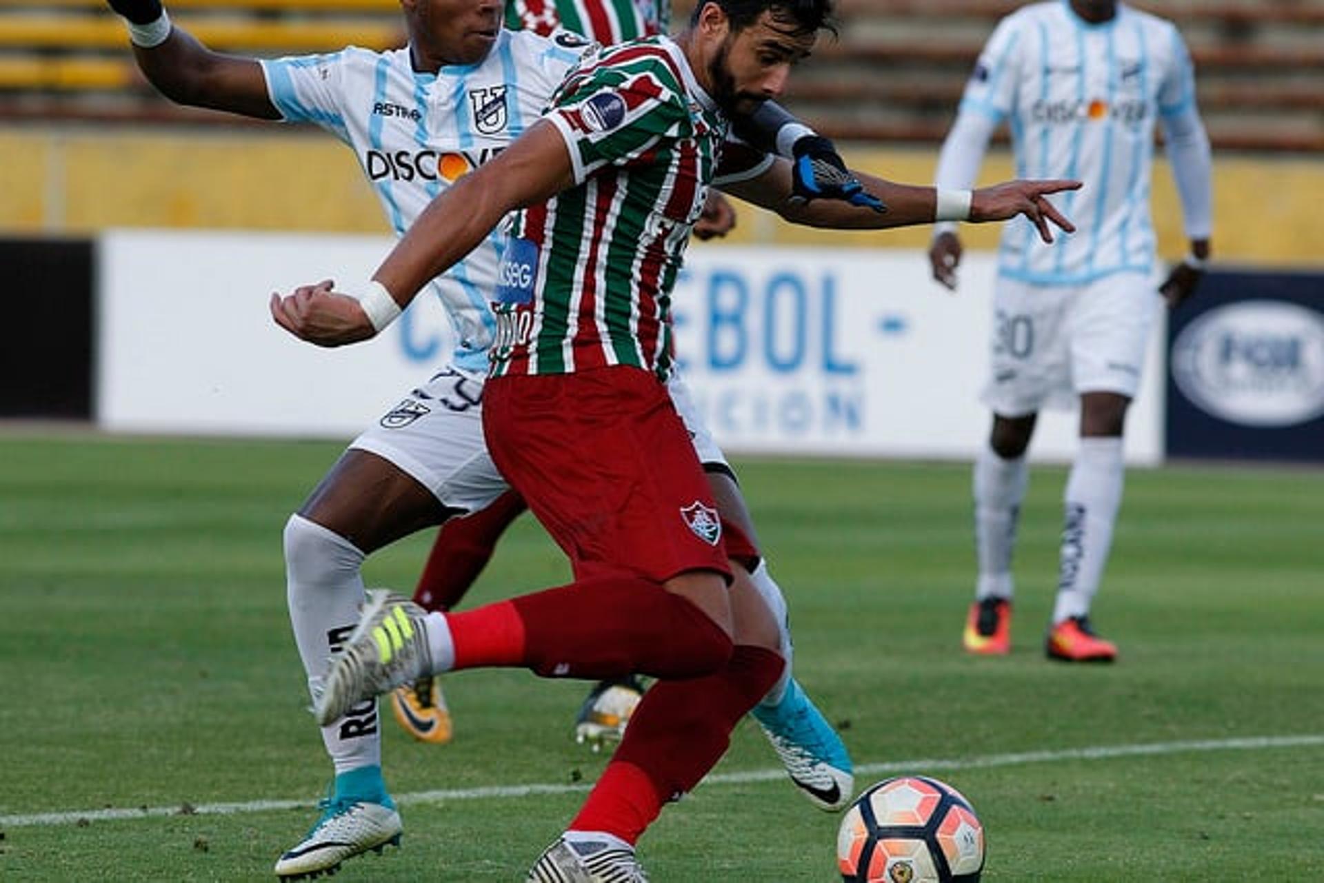 Henrique Dourado, do Fluminense, tem 20 finalizações certas no Brasileiro e 13 erradas