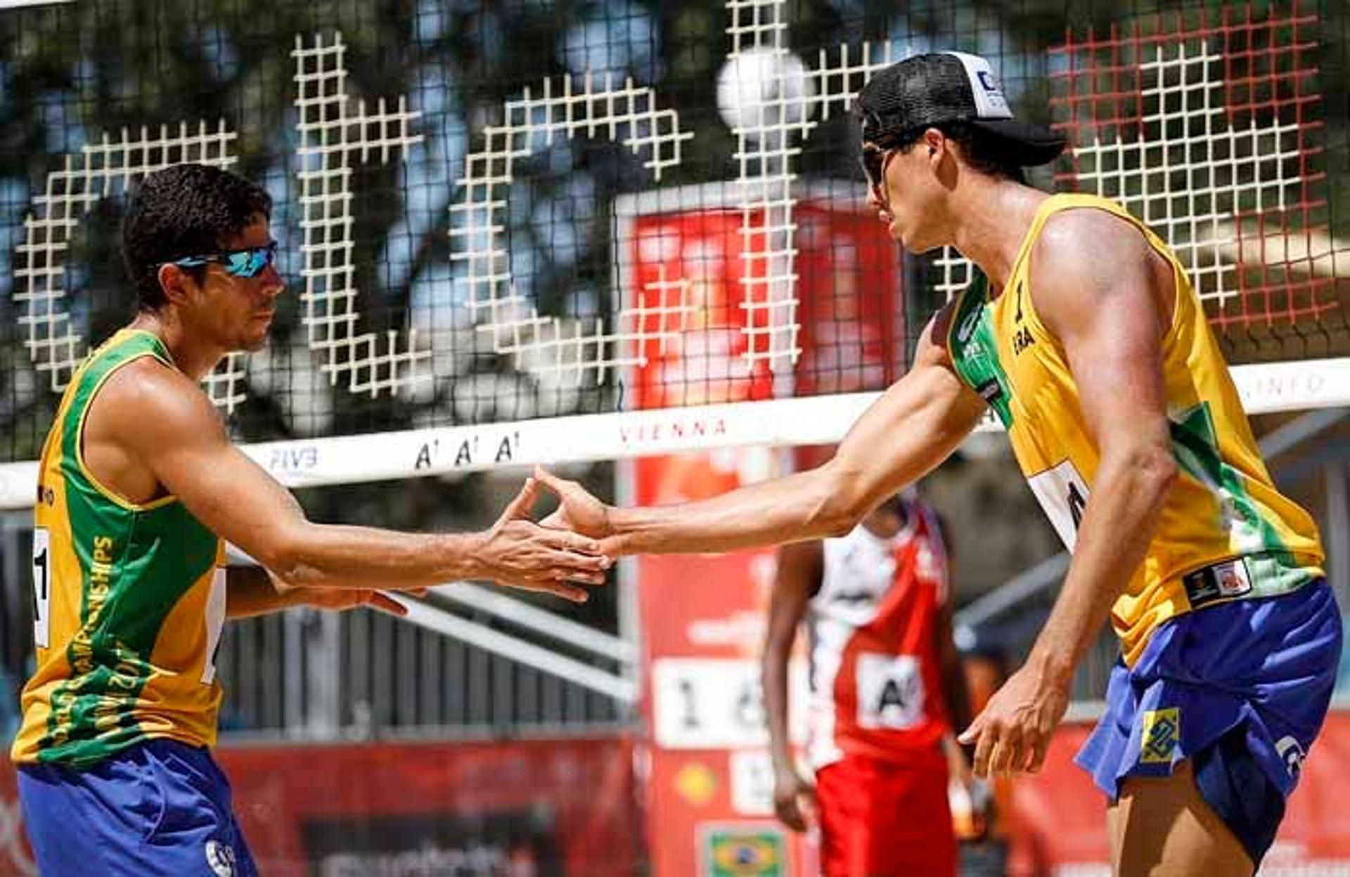 CAMPEONATO MUNDIAL: Brasileiros seguem com vitórias no segundo dia em Viena