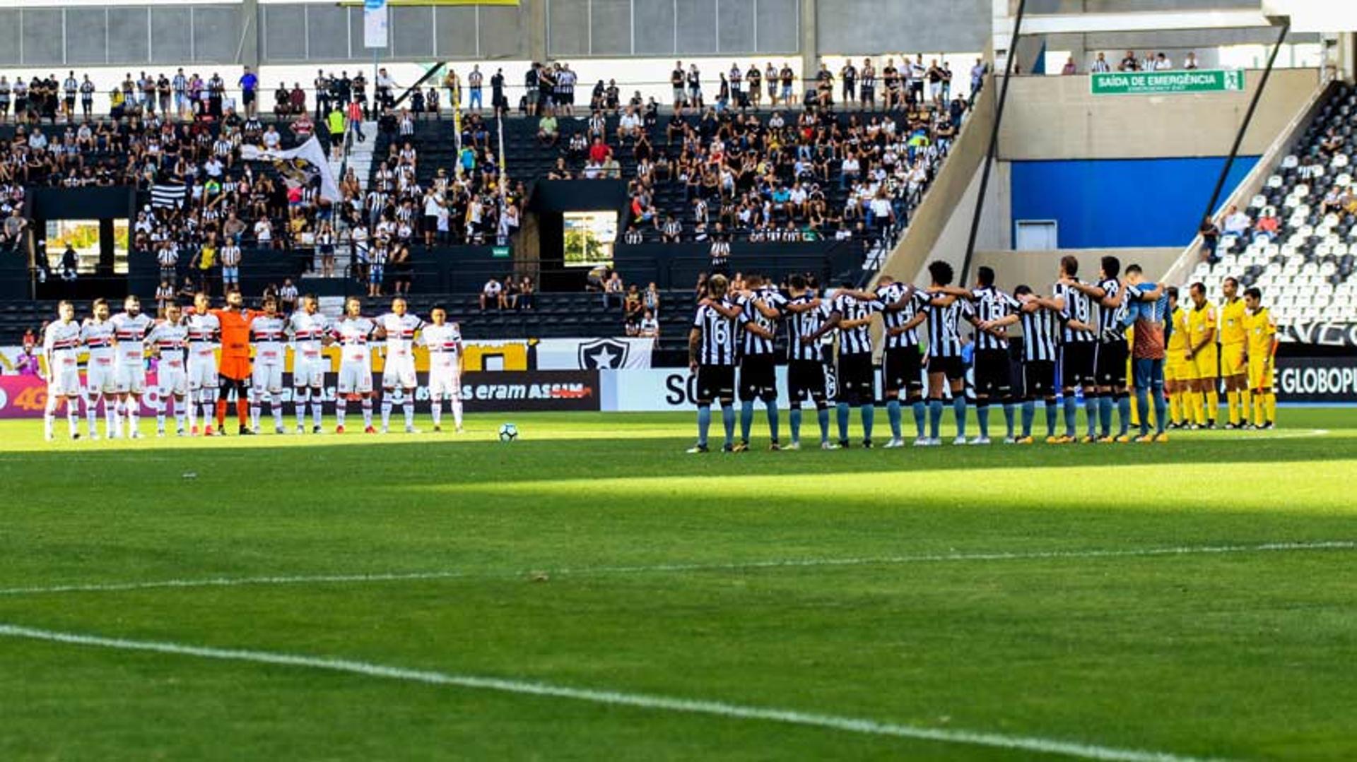 São Paulo e Botafogo jogam no domingo: veja como foram os últimos dez jogos