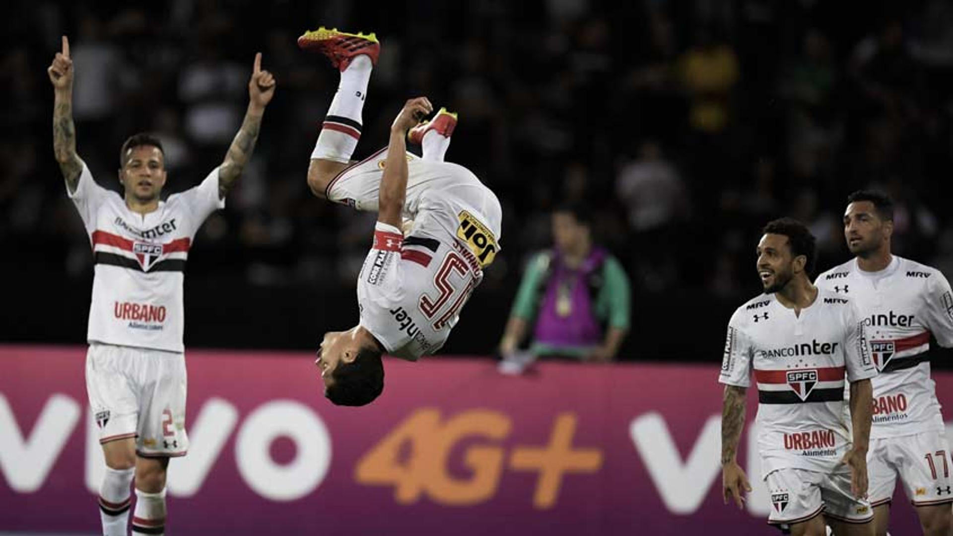 Último confronto: Botafogo 3 x 4 São Paulo -	29/7/2017	- Brasileiro