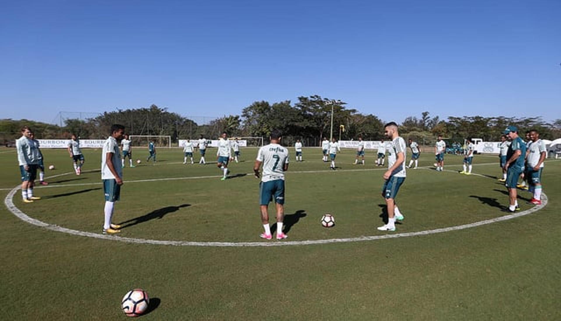 Treino do Palmeiras em Atibaia