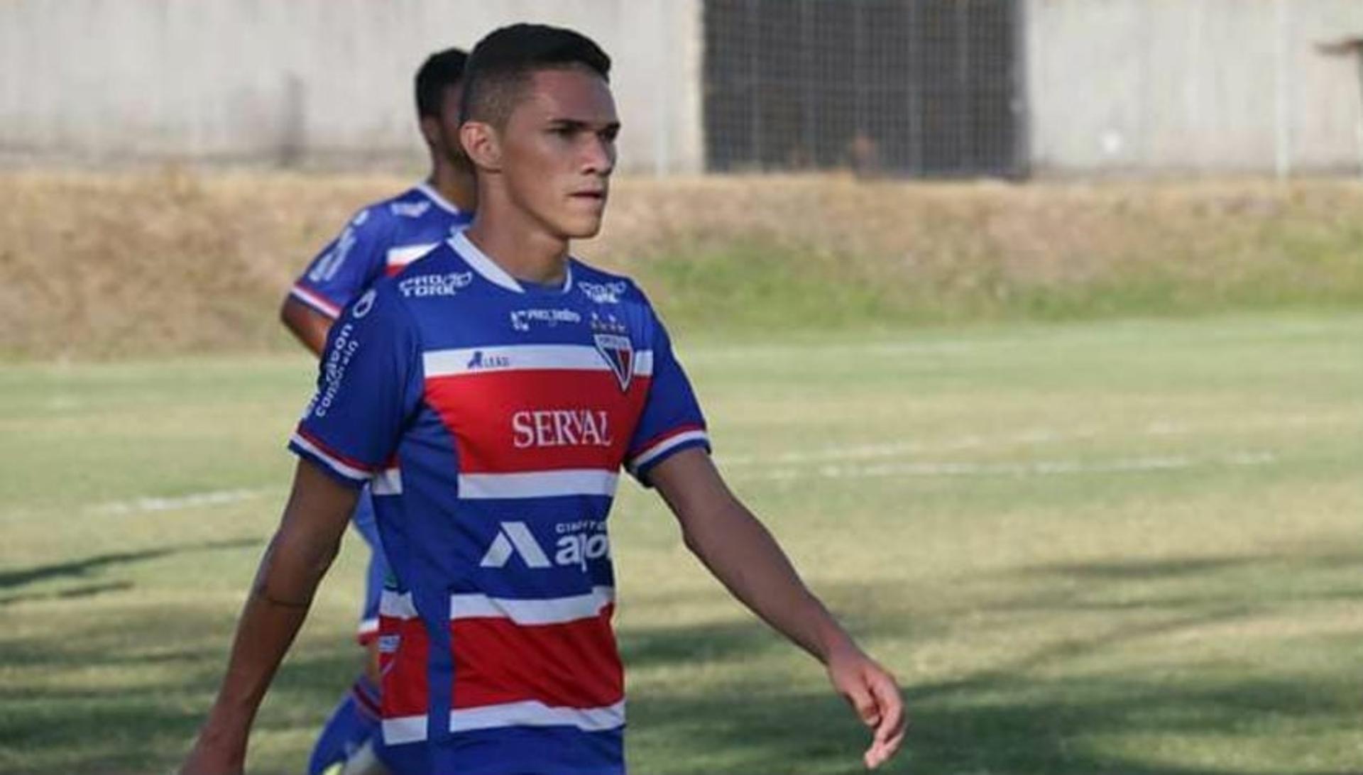 Luis Henrique, atacante, ex-Fortaleza