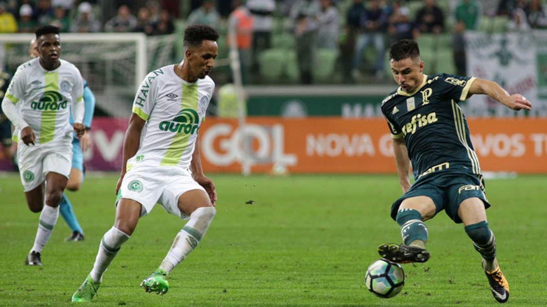 Veja as imagens de Palmeiras 0 x 2 Chapecoense