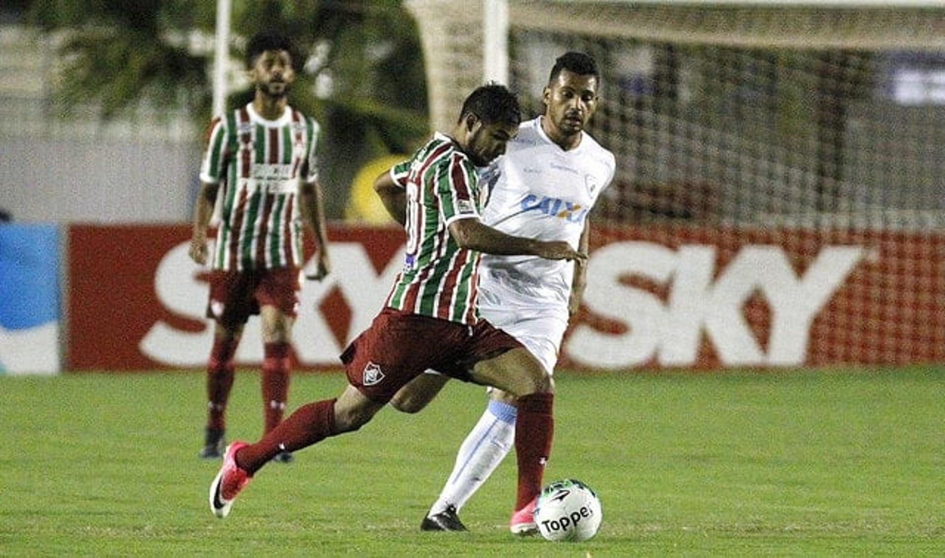 Sornoza está à disposição de Abel Braga. Será que o meia retoma a titularidade no meio-campo do Fluminense?&nbsp;