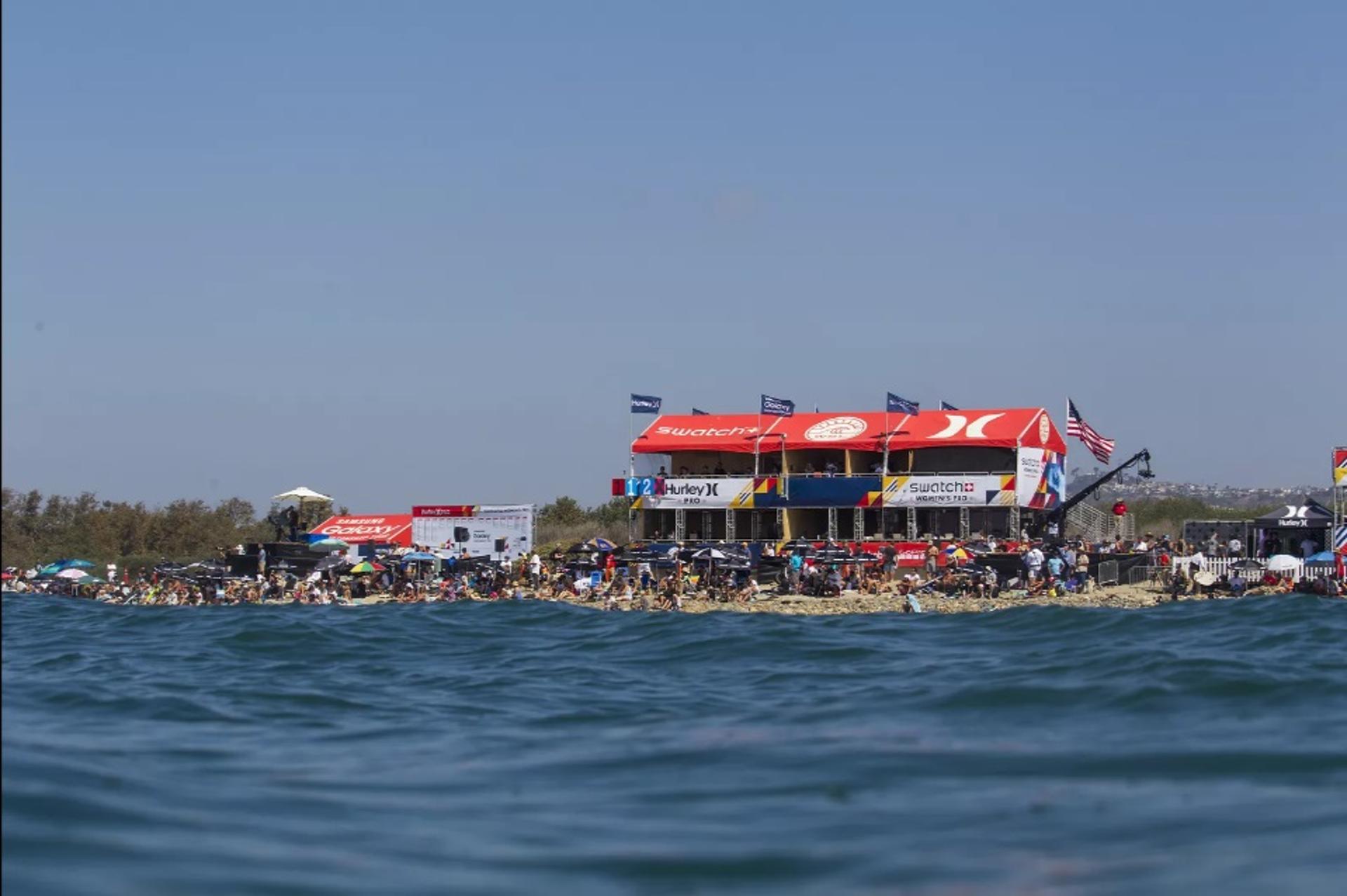 Inconsistência nas ondas adia etapa do mundial de Surfe em Trestles