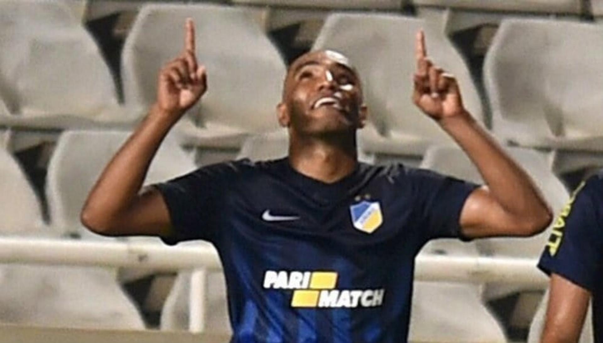 Carlão, do Apoel