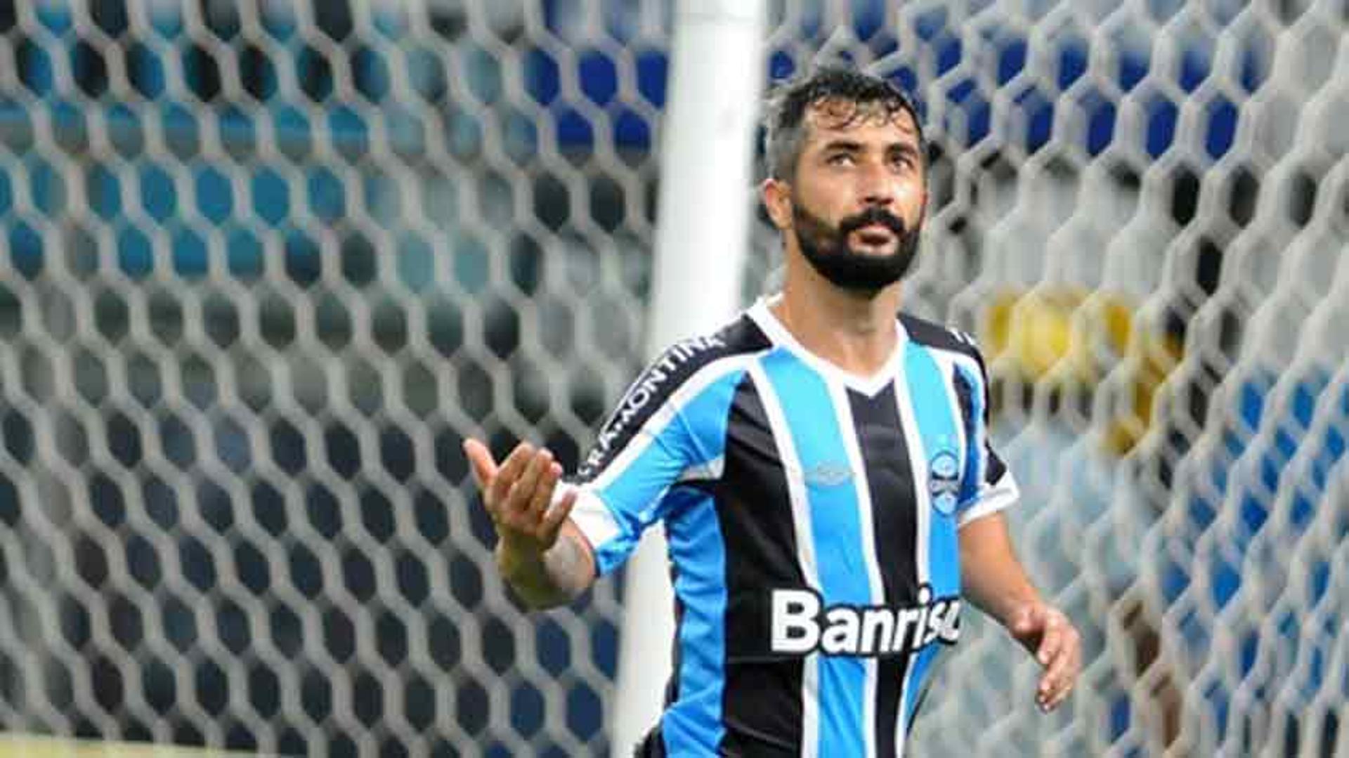 Douglas - Grêmio 3 x 1 Caxias - Gauchão 2015