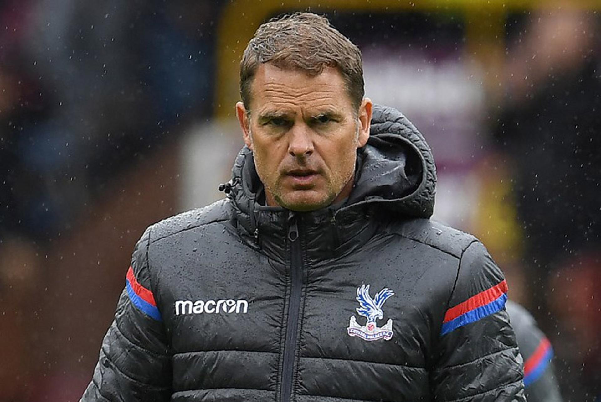 Frank de Boer não resistiu a quatro derrotas seguidas no início do Campeonato Inglês e foi demitido pelo Crystal Palace