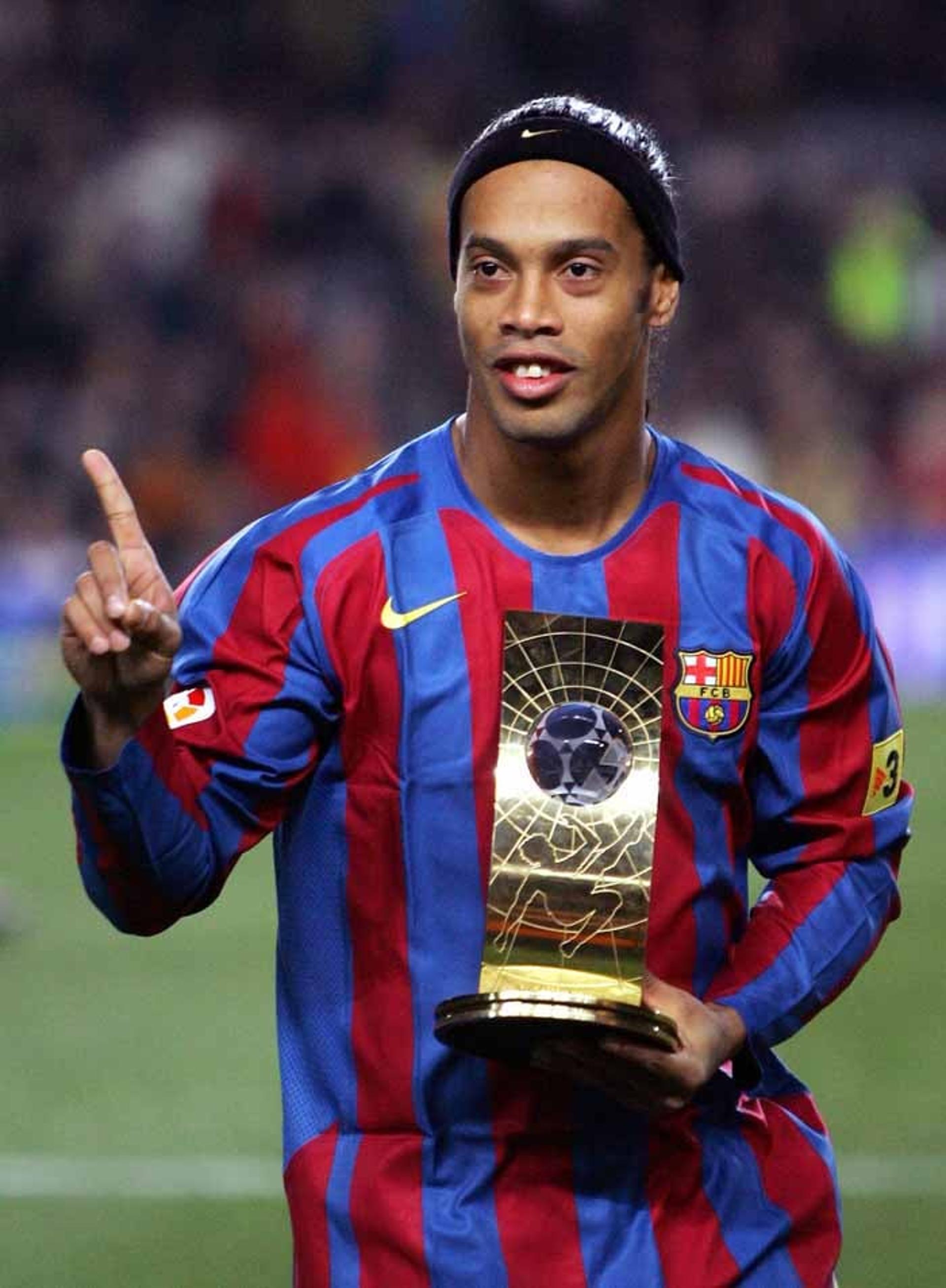 2005 - Ronaldinho Gaúcho (Barcelona/Brasil)