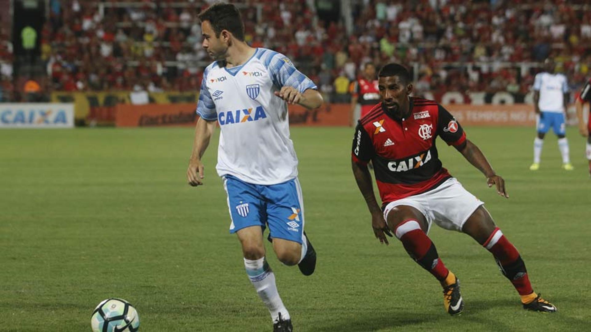 Flamengo 1 x 1 Avaí: as imagens na Ilha do Urubu