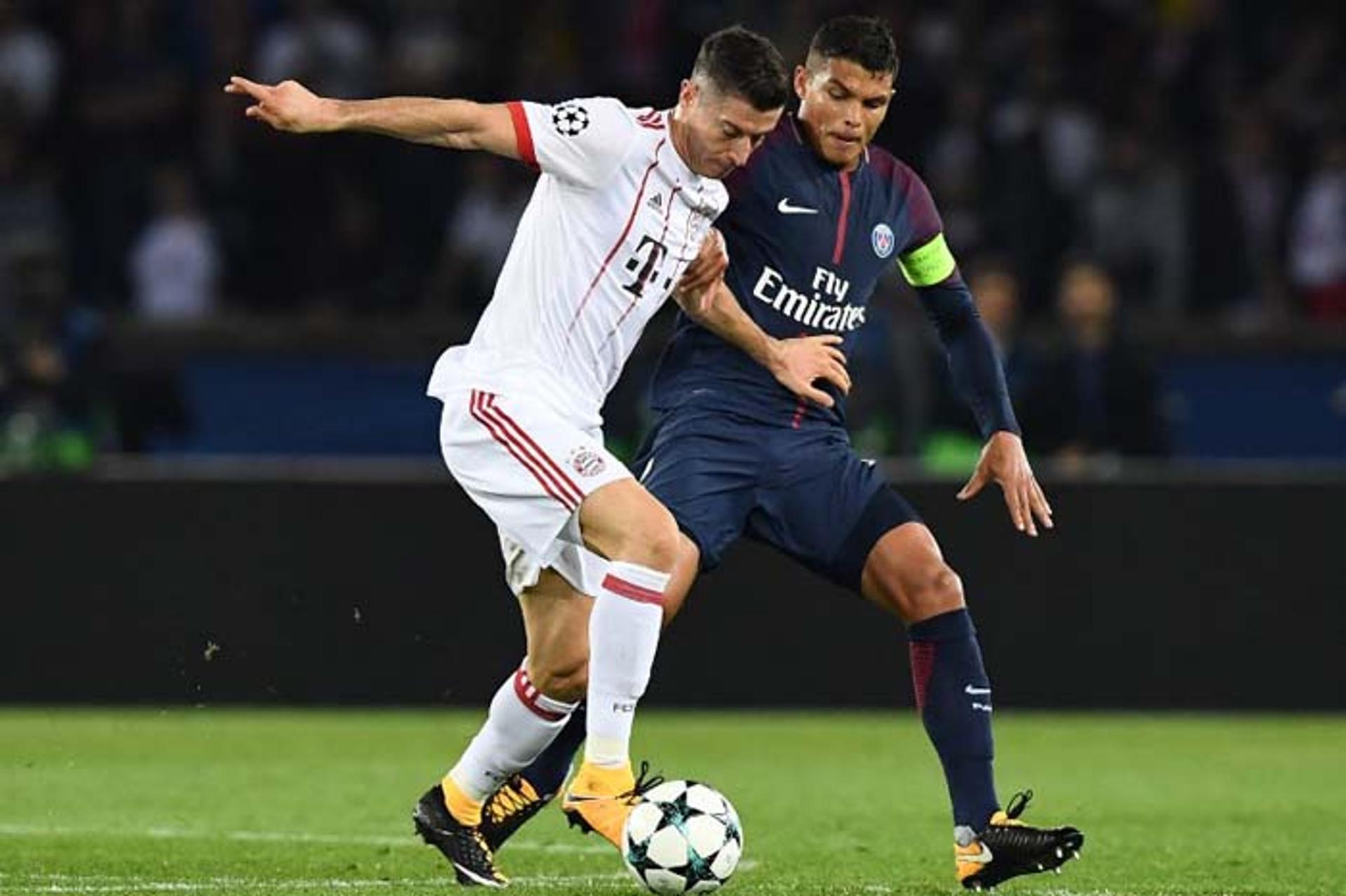 Thiago Silva (PSG) - Atuação consistente e segura do capitão do Paris Saint-Germain no triunfo por 3 a 0 sobre o Bayern de Munique. Ganhou, praticamente, todas as bolas aéreas defensivas. O camisa 2 chegou a salvar uma bola em cima da linha, quando o jogo estava 2 a 0