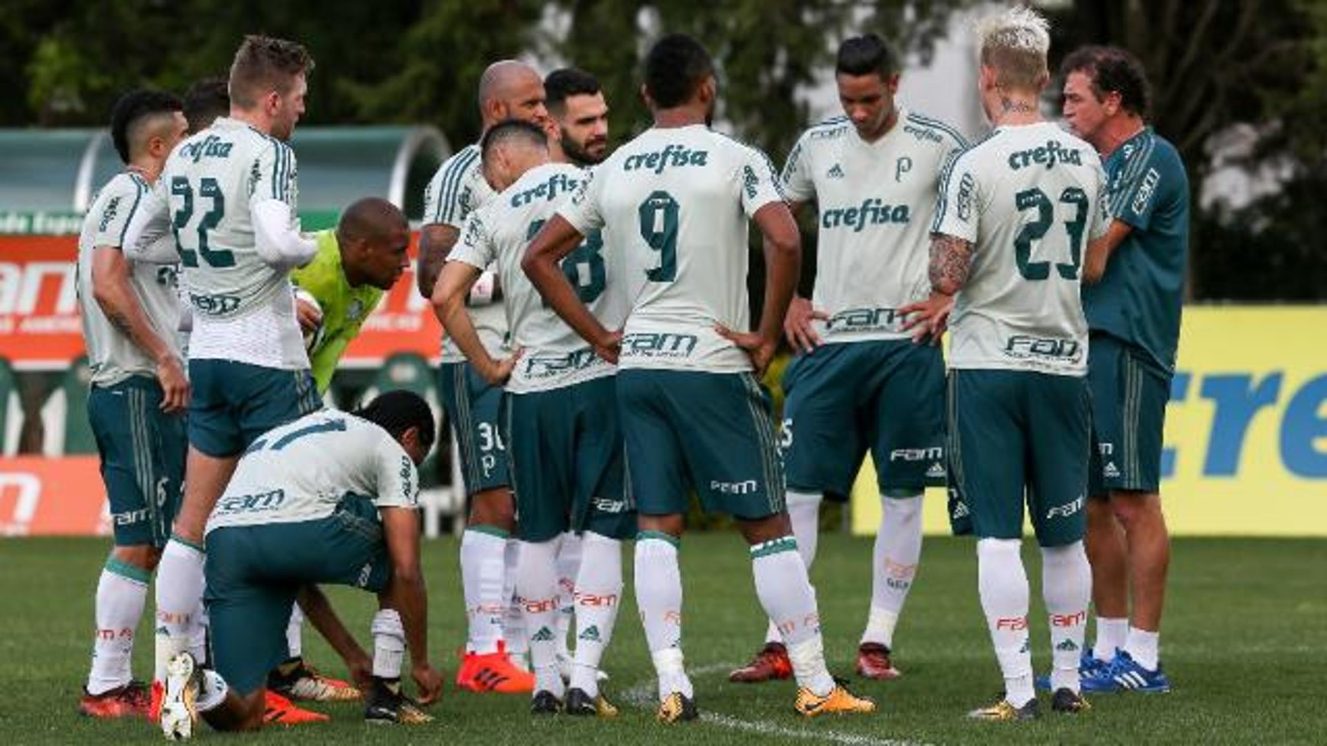 Cuca conversa com grupo: meta de vencer 12 jogos? Verdão nunca conseguiu na reta final do Brasileirão: confira