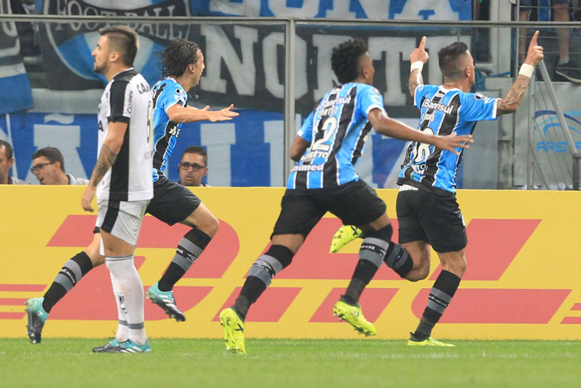 O Grêmio segue na Libertadores, sonha com o título e quer estar no Mundial de Clubes em dezembro