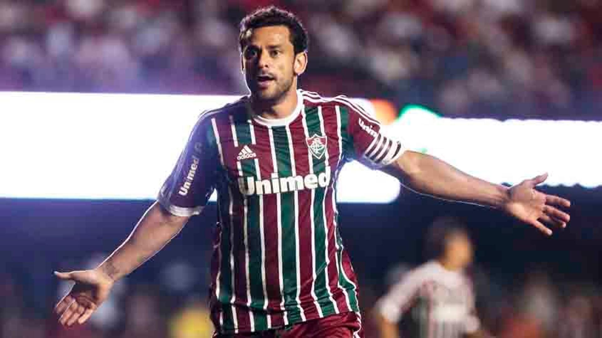 Fred chegou em 2009 ao Fluminense, onde ficou até o meio de 2016, quando se transferiu para o Galo. Após conquistar importantes títulos, ele caiu nas graças da torcida tricolor, que agora pode ver o seu ídolo vestindo a camisa do Flamengo, seu maior rival