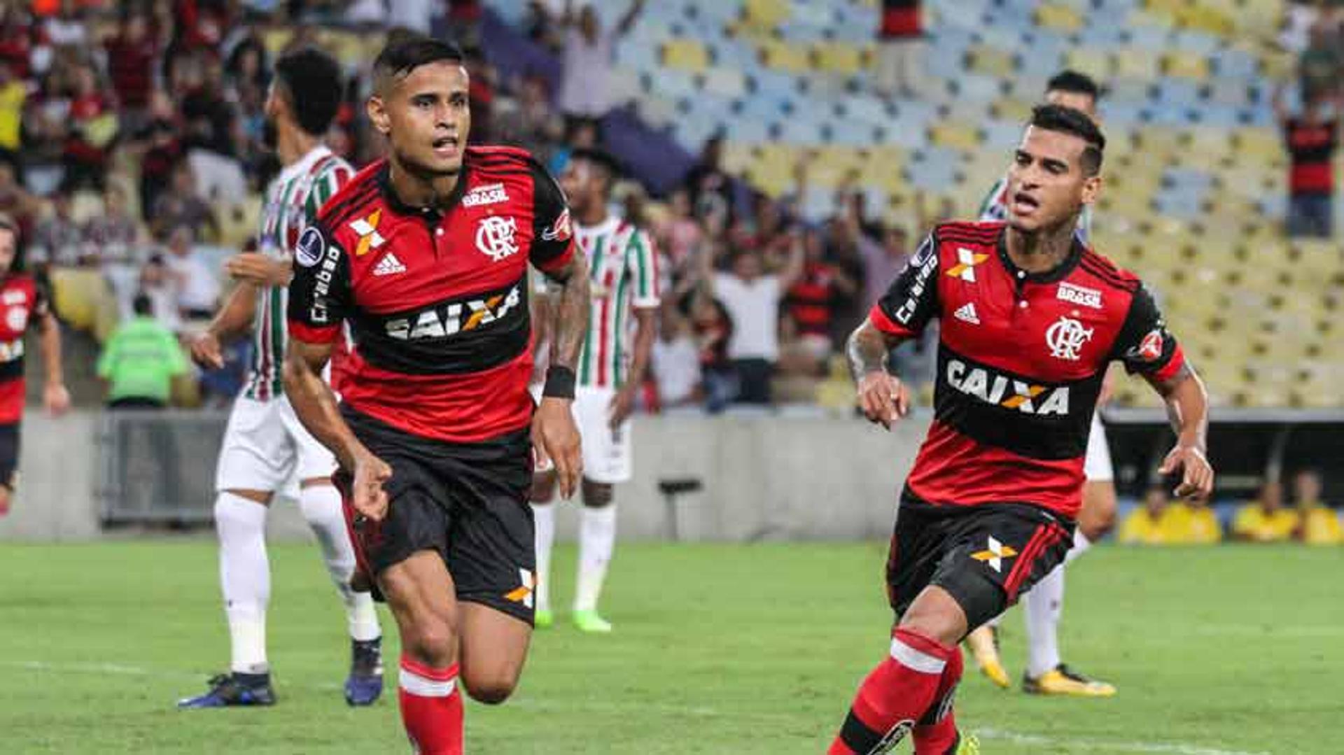 Fluminense 0 x 1 Flamengo: as imagens no Maracanã