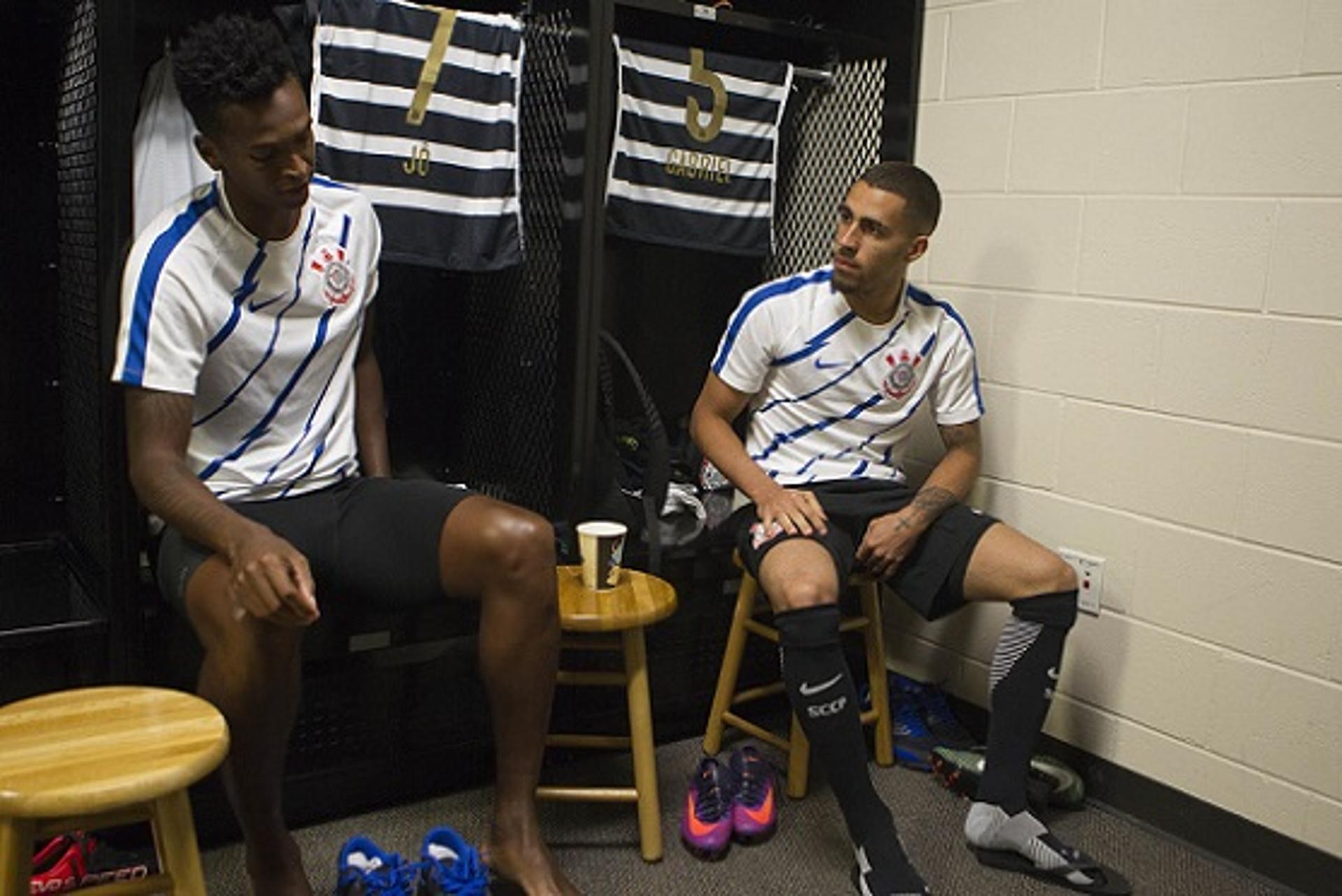 Gabriel e Jô no Corinthians