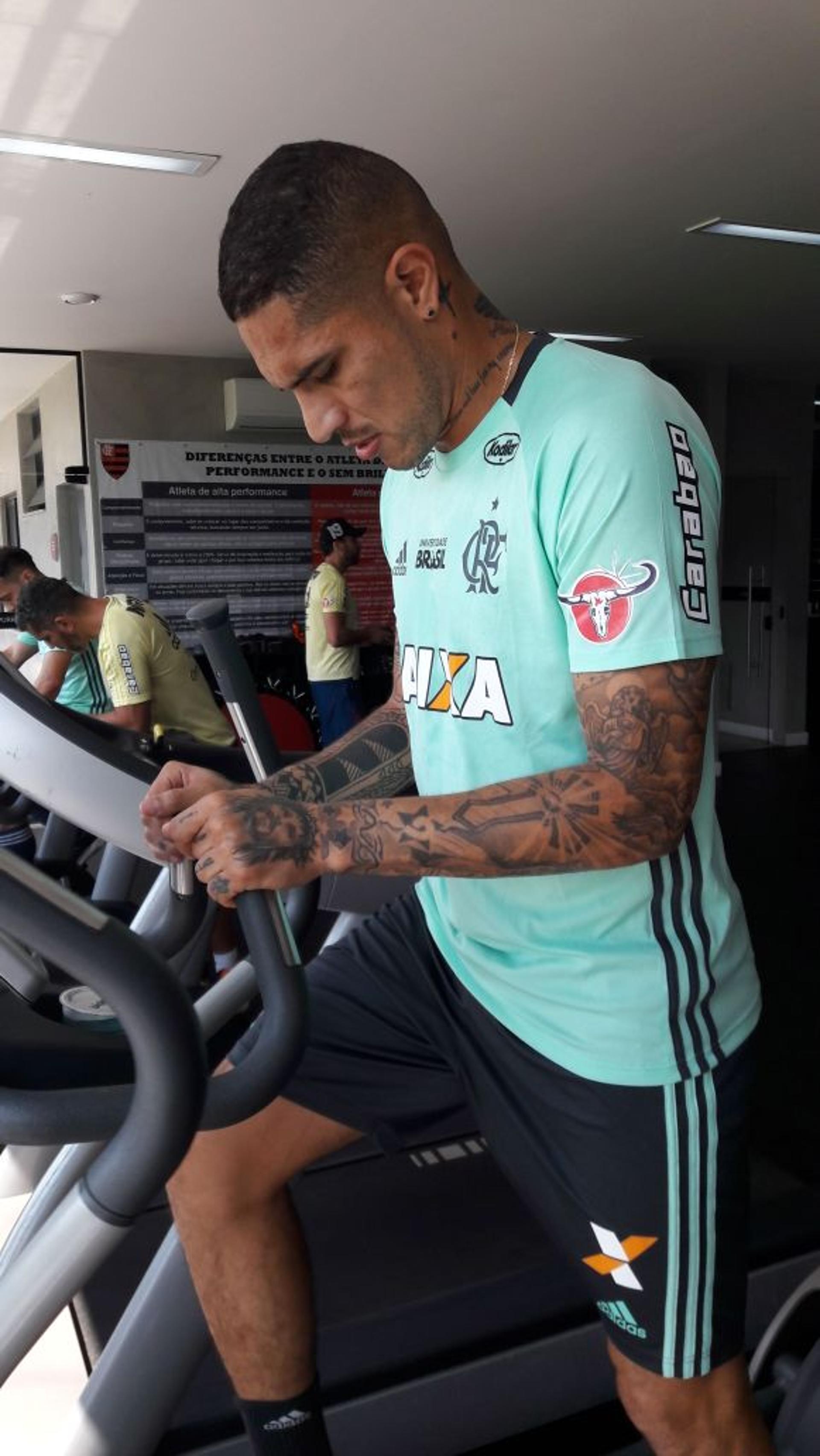 Guerrero é dúvida para o jogo contra o Grêmio