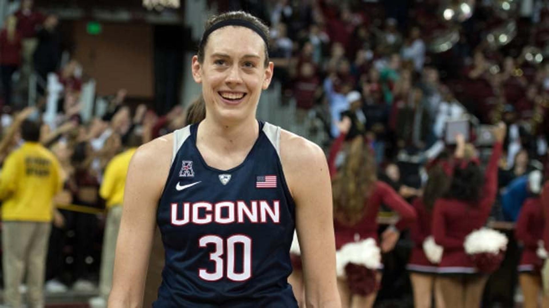 Breanna Stewart - Jogadora de basquete americano