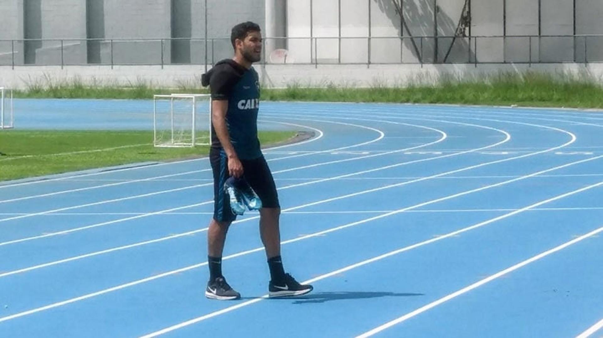 Brenner ombro lesionado - Botafogo