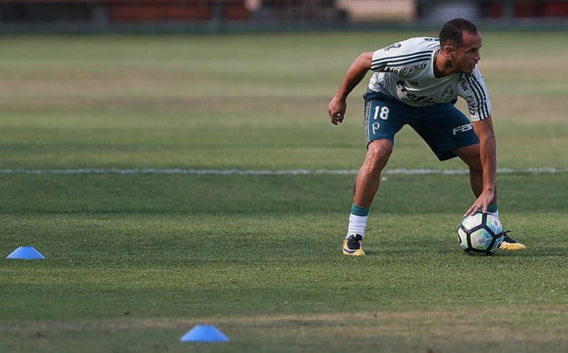 Guerra fez 38 jogos pelo Palmeiras e terminou o ano na reserva