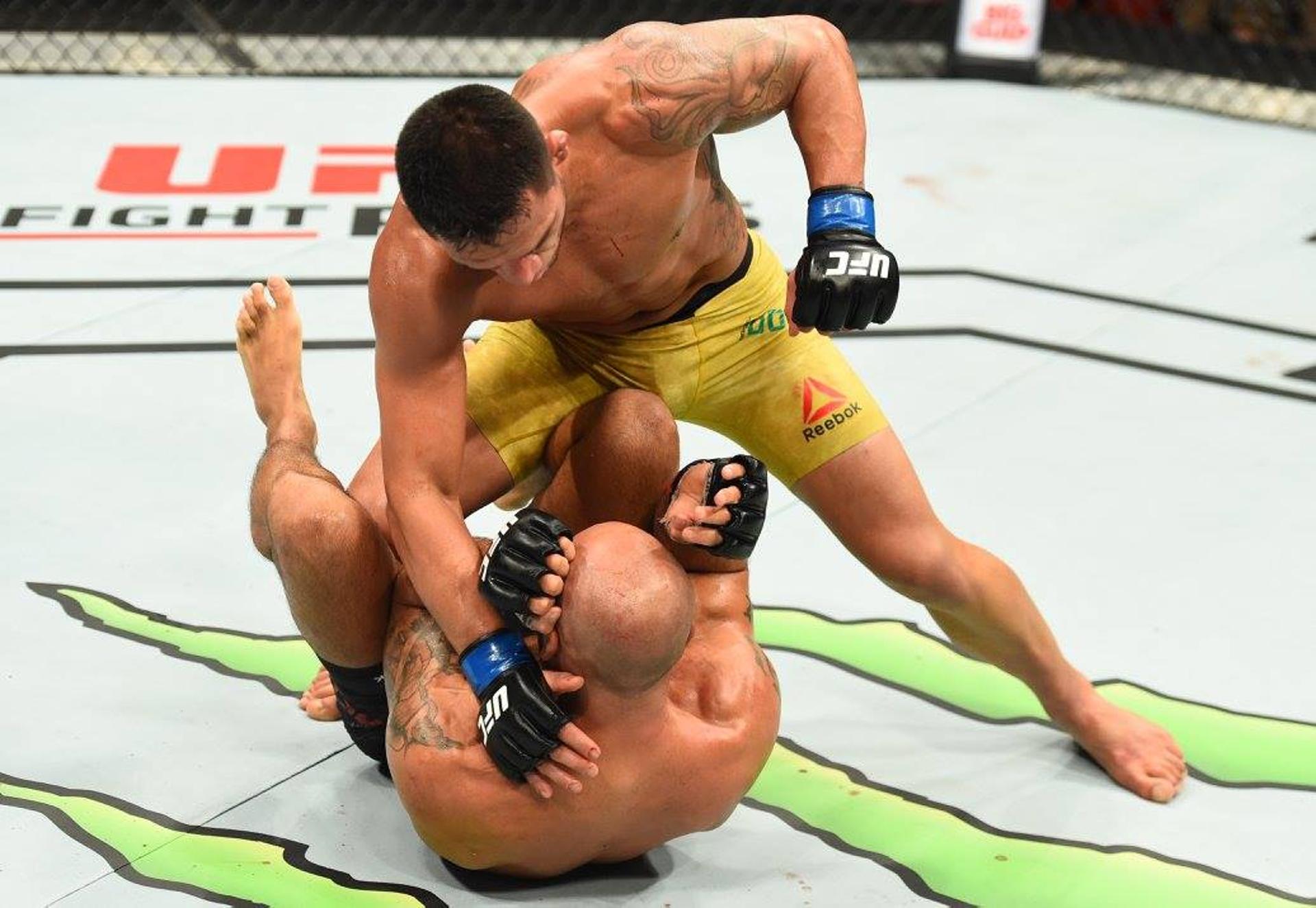 UFC Canadá: Rafael dos Anjos venceu Robbie Lawler na decisão dos juízes