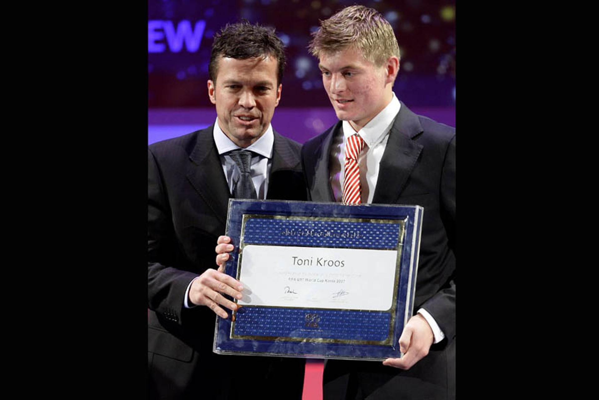 Em 2007, o jovem Toni Kroos foi eleito o melhor jogador da Copa do Mundo Sub-17, em que a Alemanha terminou na terceira colocação