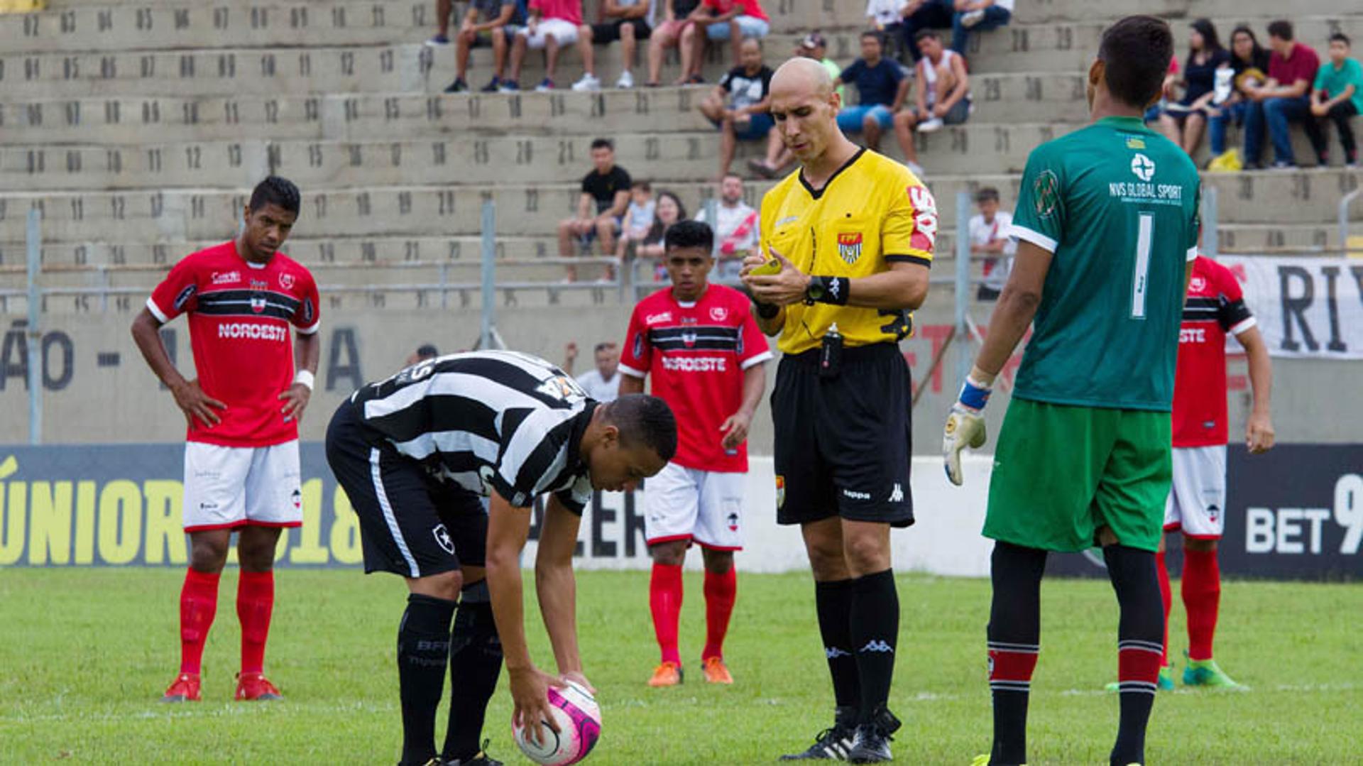 Luan - Sub 20 - Botafogo (camisa 9)