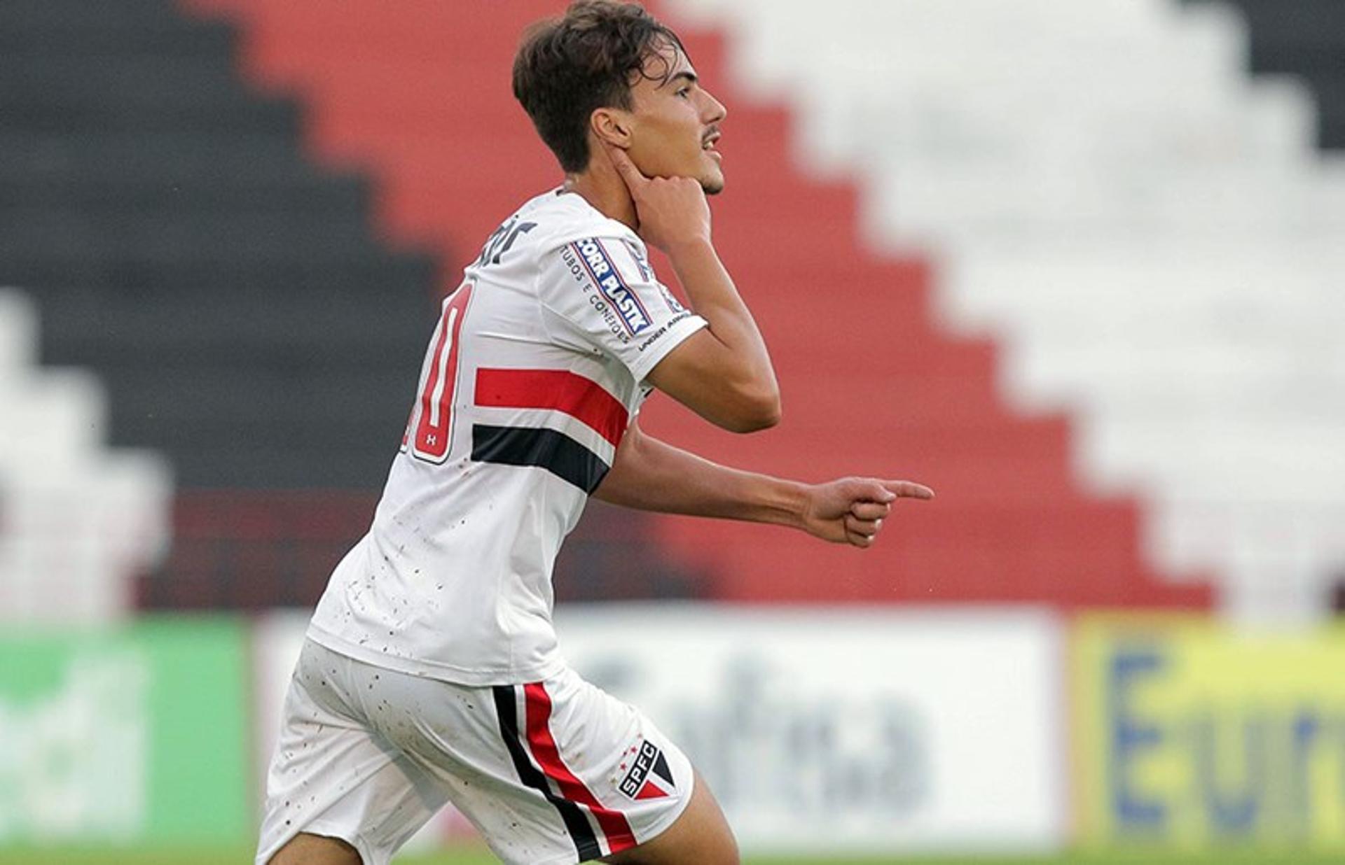 Igor Gomes marcou o único gol da partida e levou o São Paulo às quartas de final