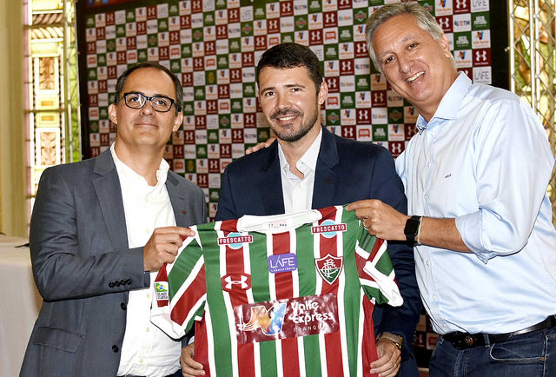 Pedro Abad apresenta novo patrocinador