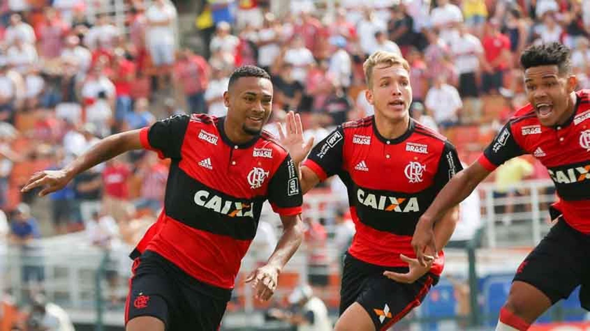 2018 - São Paulo 0x1 Flamengo (Pacaembu)