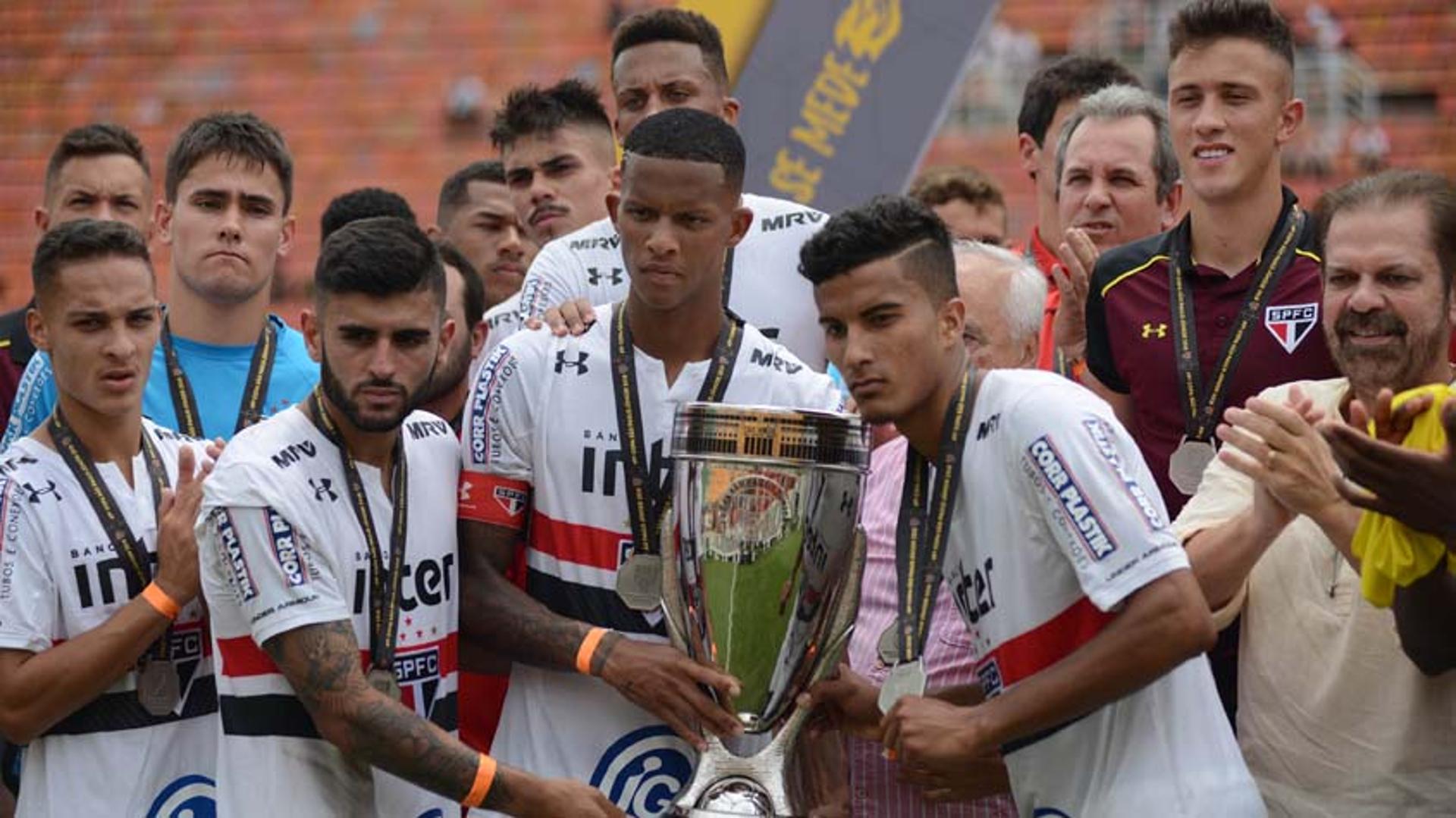 São Paulo ficou com o vice e Leco esteve em premiação