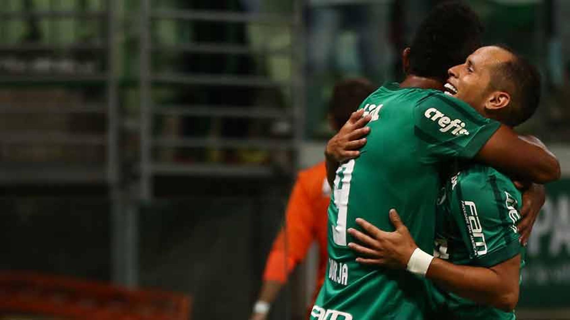 Palmeiras 2 x 2 Linense