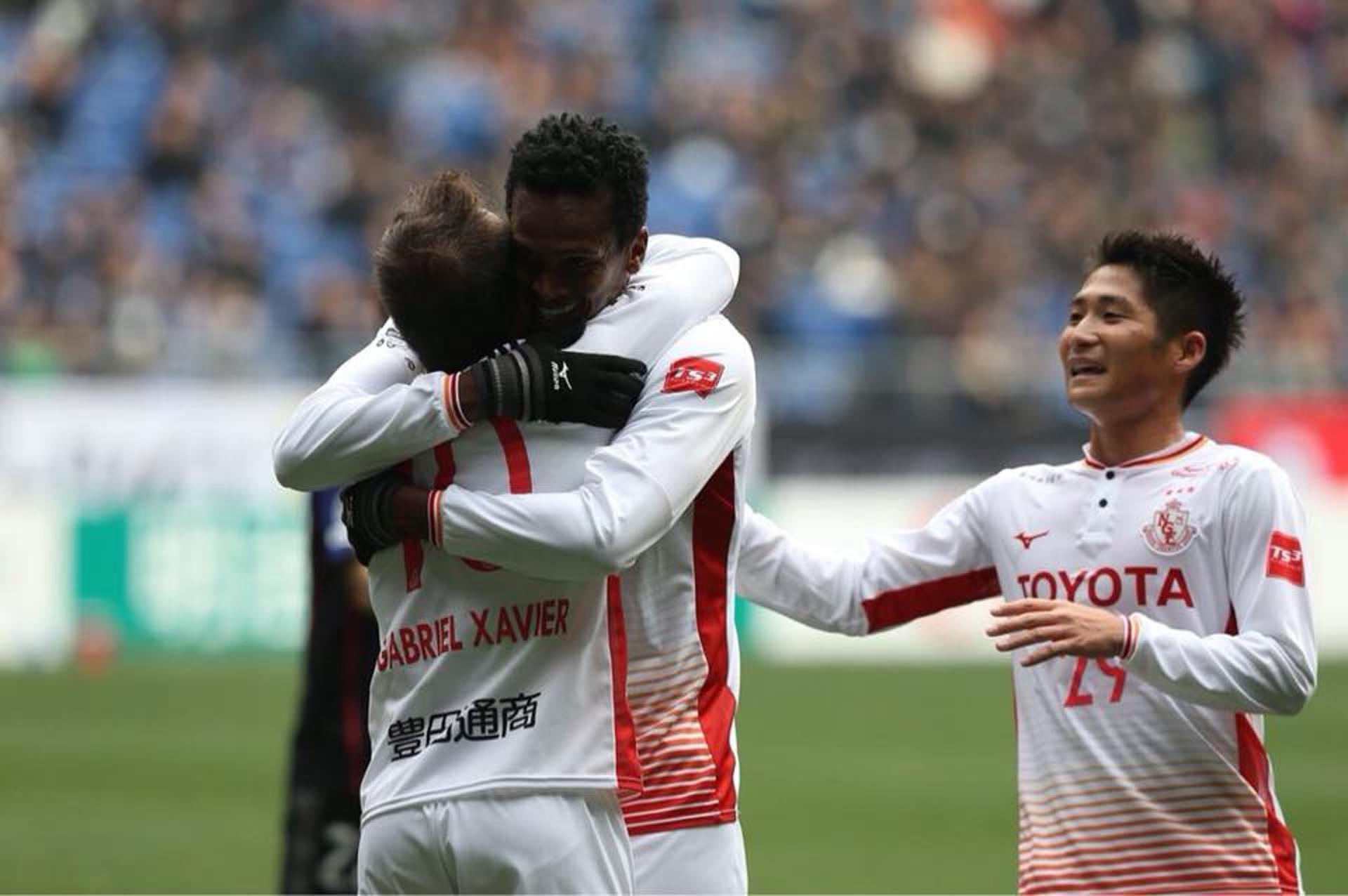 Gabriel Xavier e Jô - Gamba Osaka x Nagoya Grampus