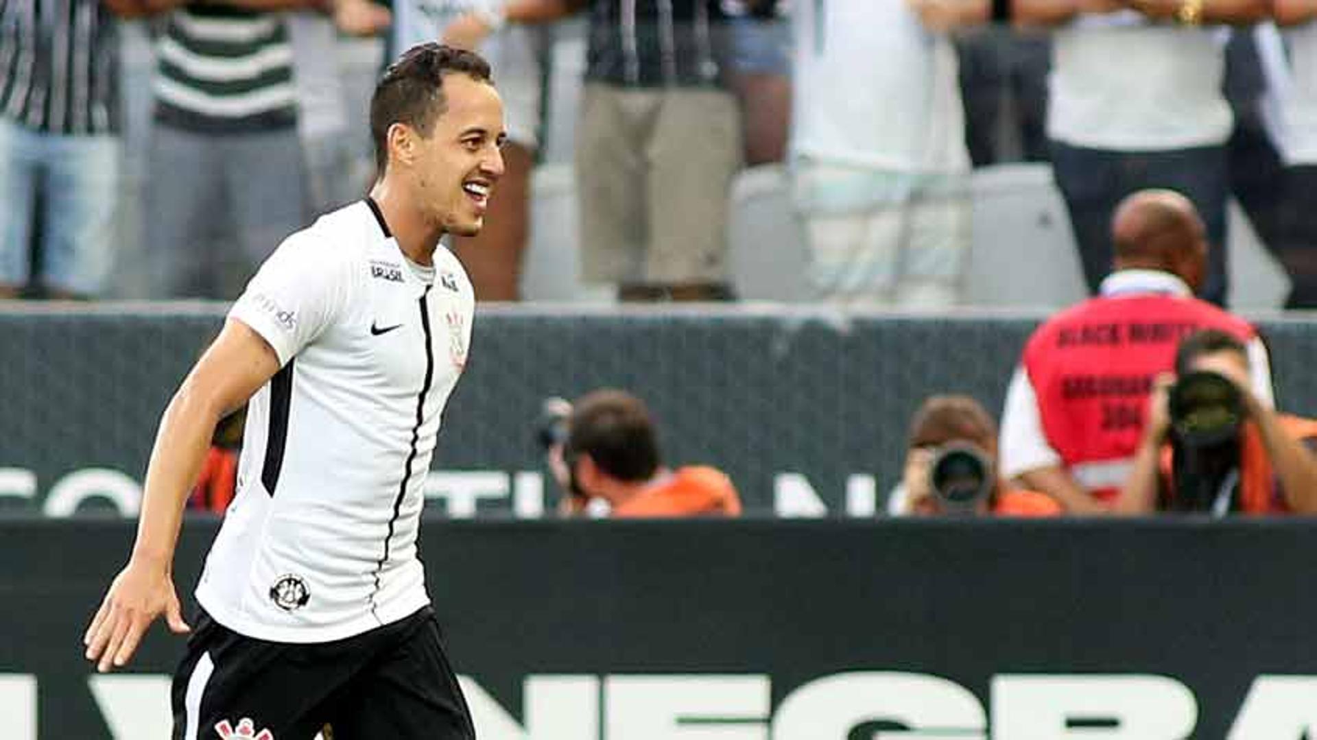 Rodriguinho foi o nome do Dérbi, vencido pelo Corinthians por 2 a 0. O meia abriu o placar contra o Palmeiras com uma pintura no primeiro tempo, deu caneta em Felipe Melo e ainda sofreu o pênalti que definiu o placar em Itaquera. Veja as notas do Timão (por Yago Rudá)