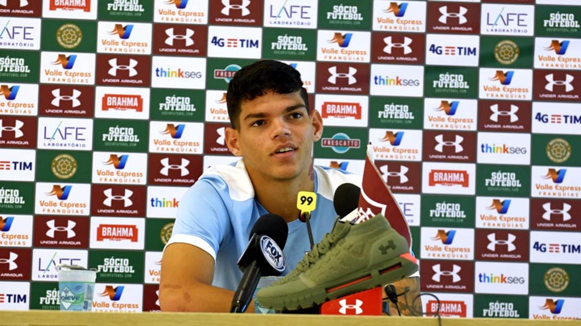 Coletiva do Ayrton Lucas, do Fluminense